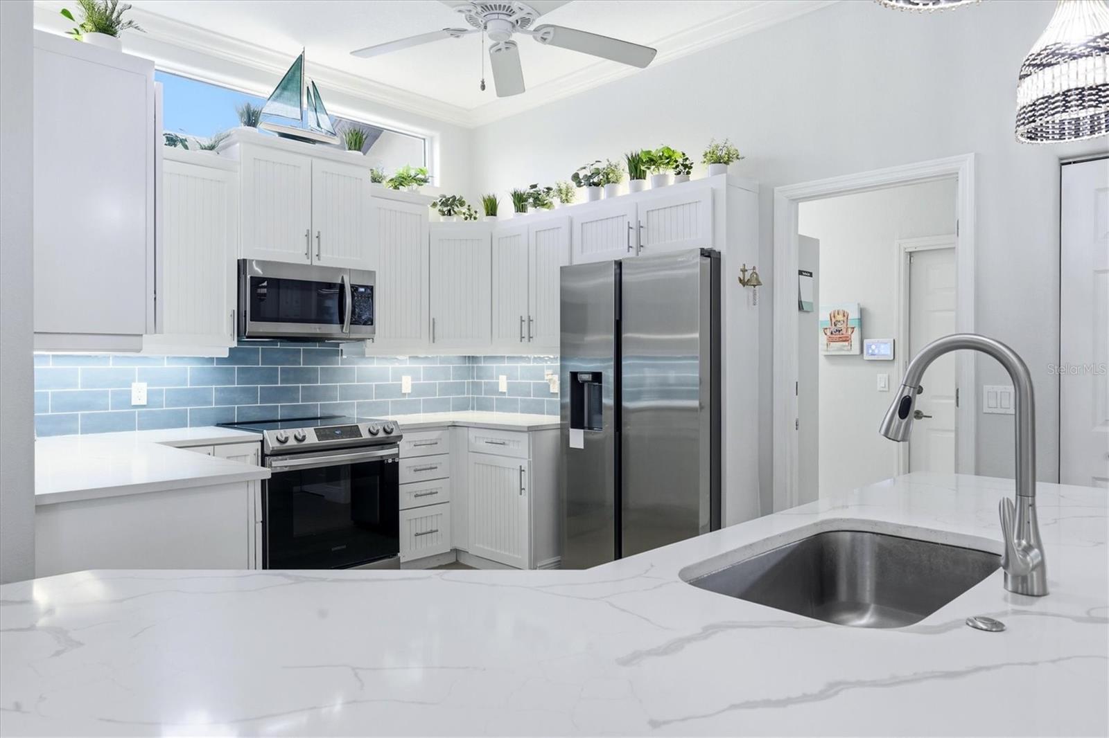 6611 PEACH TREE CREEK RD, BRADENTON, FL, 34203