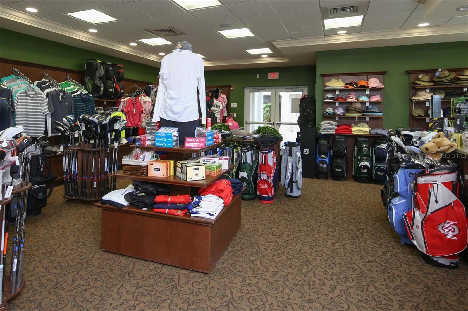 6611 PEACH TREE CREEK RD, BRADENTON, FL, 34203