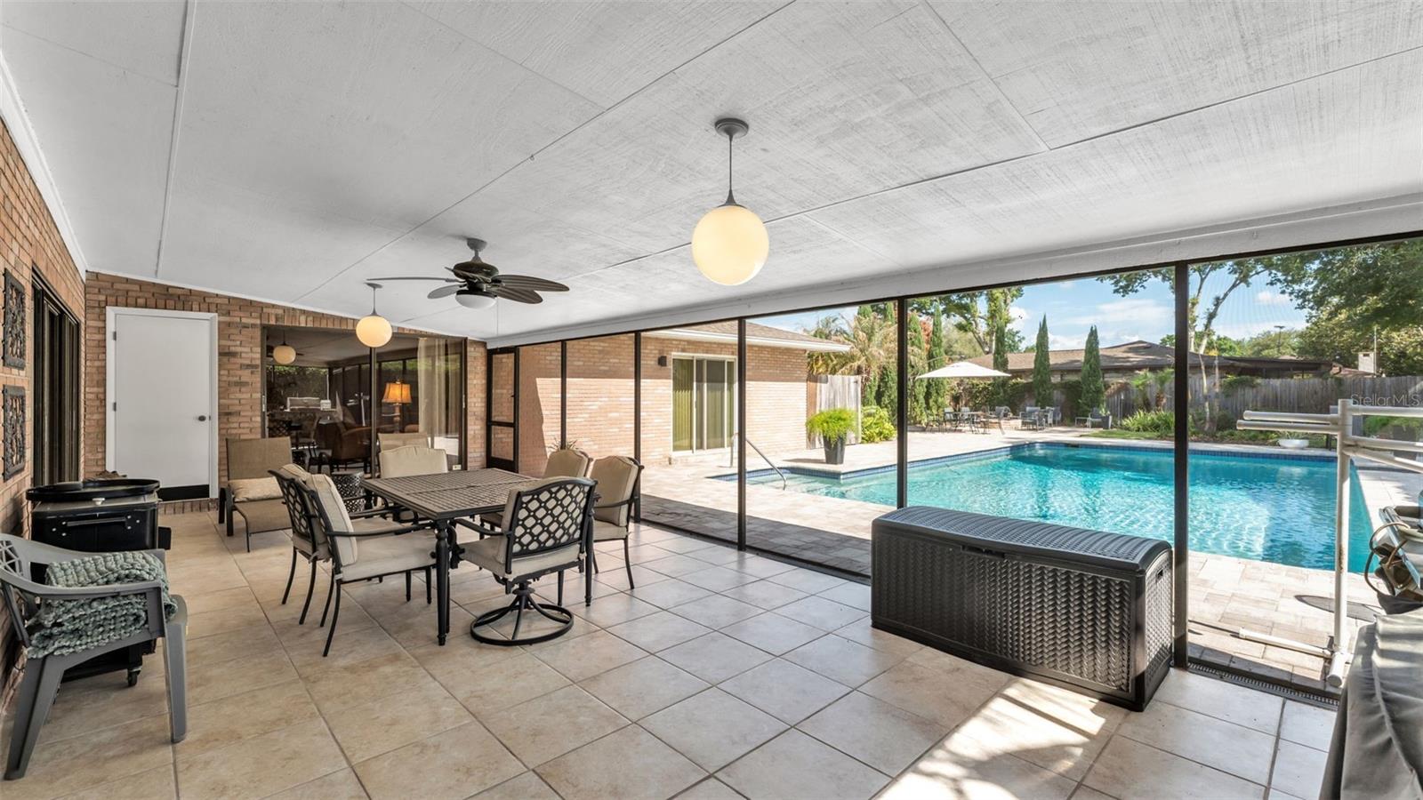 906 CRESTVIEW DR, AUBURNDALE, FL, 33823