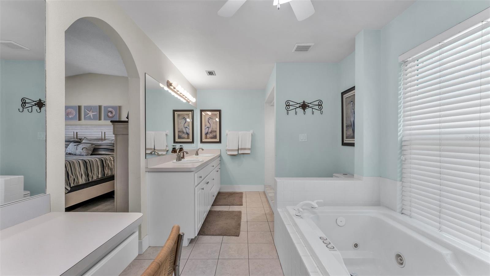 906 CRESTVIEW DR, AUBURNDALE, FL, 33823