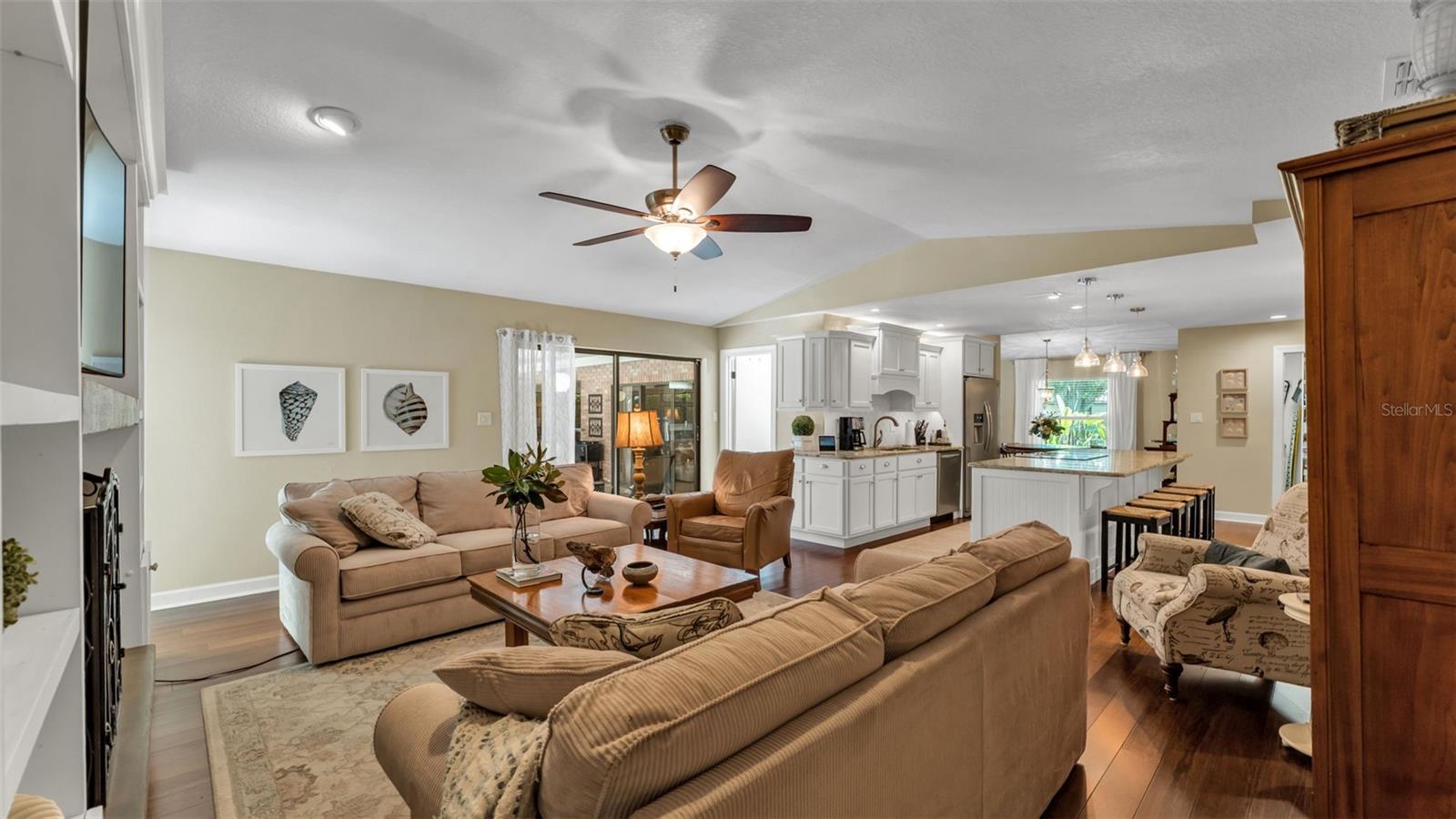 906 CRESTVIEW DR, AUBURNDALE, FL, 33823