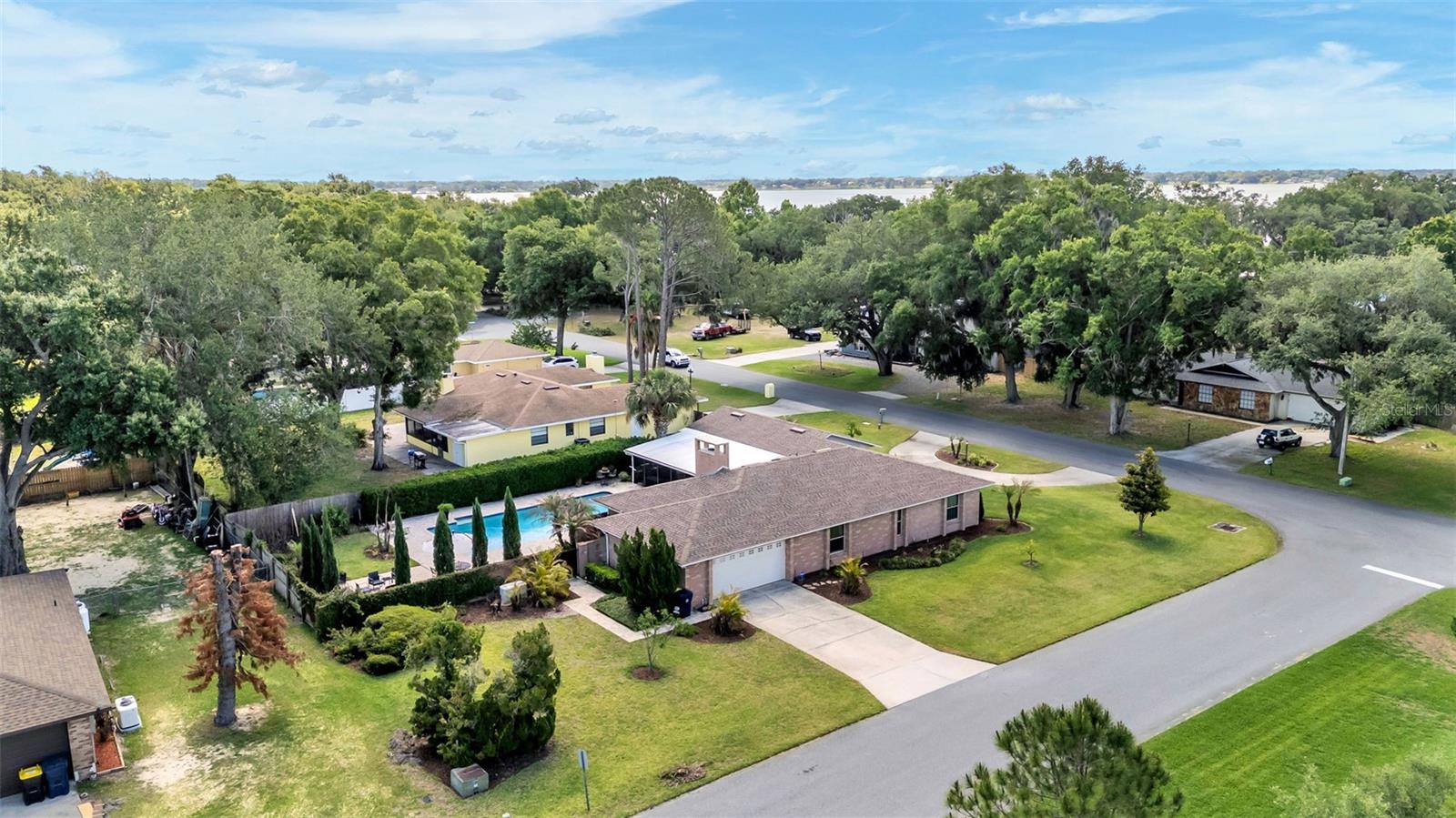 906 CRESTVIEW DR, AUBURNDALE, FL, 33823