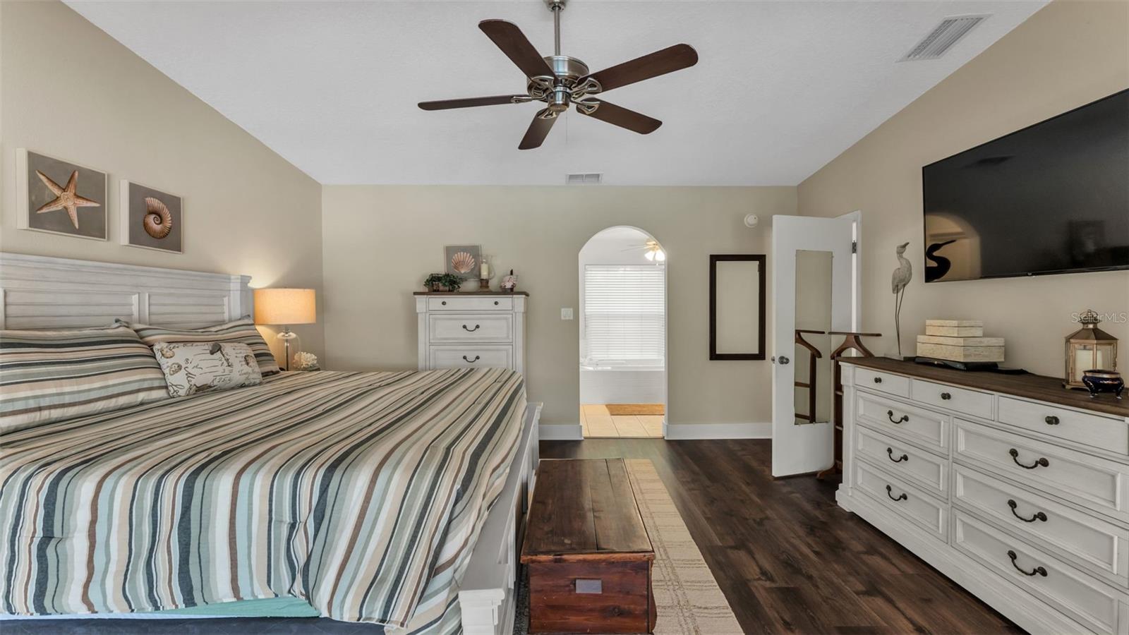 906 CRESTVIEW DR, AUBURNDALE, FL, 33823