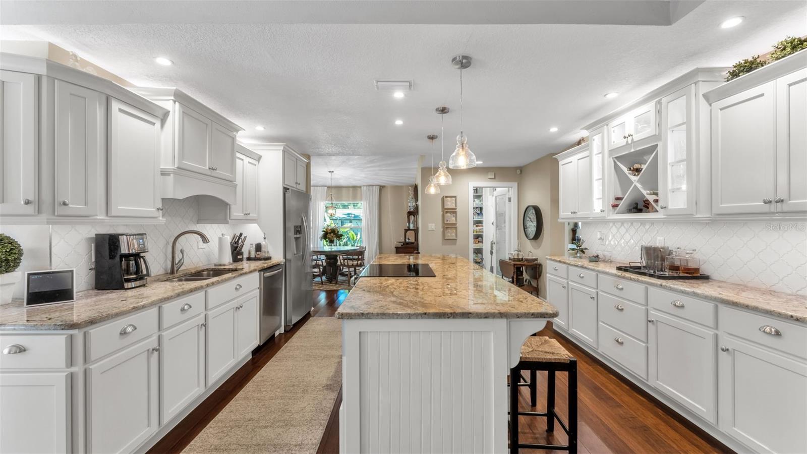 906 CRESTVIEW DR, AUBURNDALE, FL, 33823