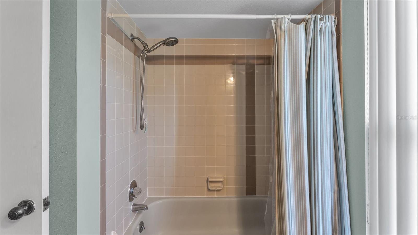 906 CRESTVIEW DR, AUBURNDALE, FL, 33823