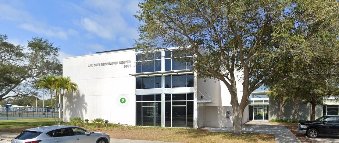 5635 24TH AVE N, ST PETERSBURG, FL, 33710