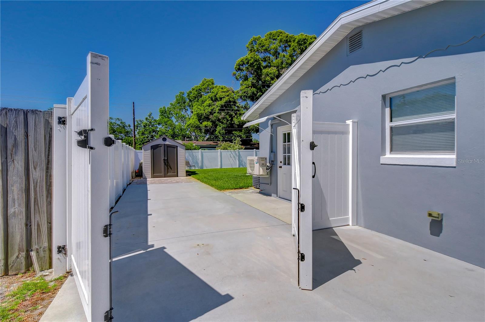 5635 24TH AVE N, ST PETERSBURG, FL, 33710