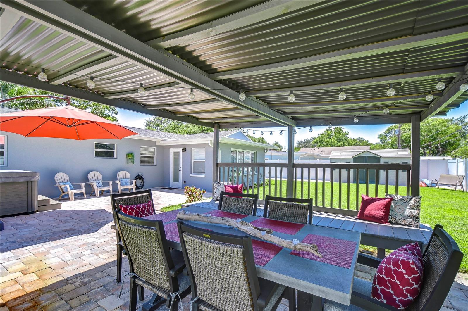 5635 24TH AVE N, ST PETERSBURG, FL, 33710