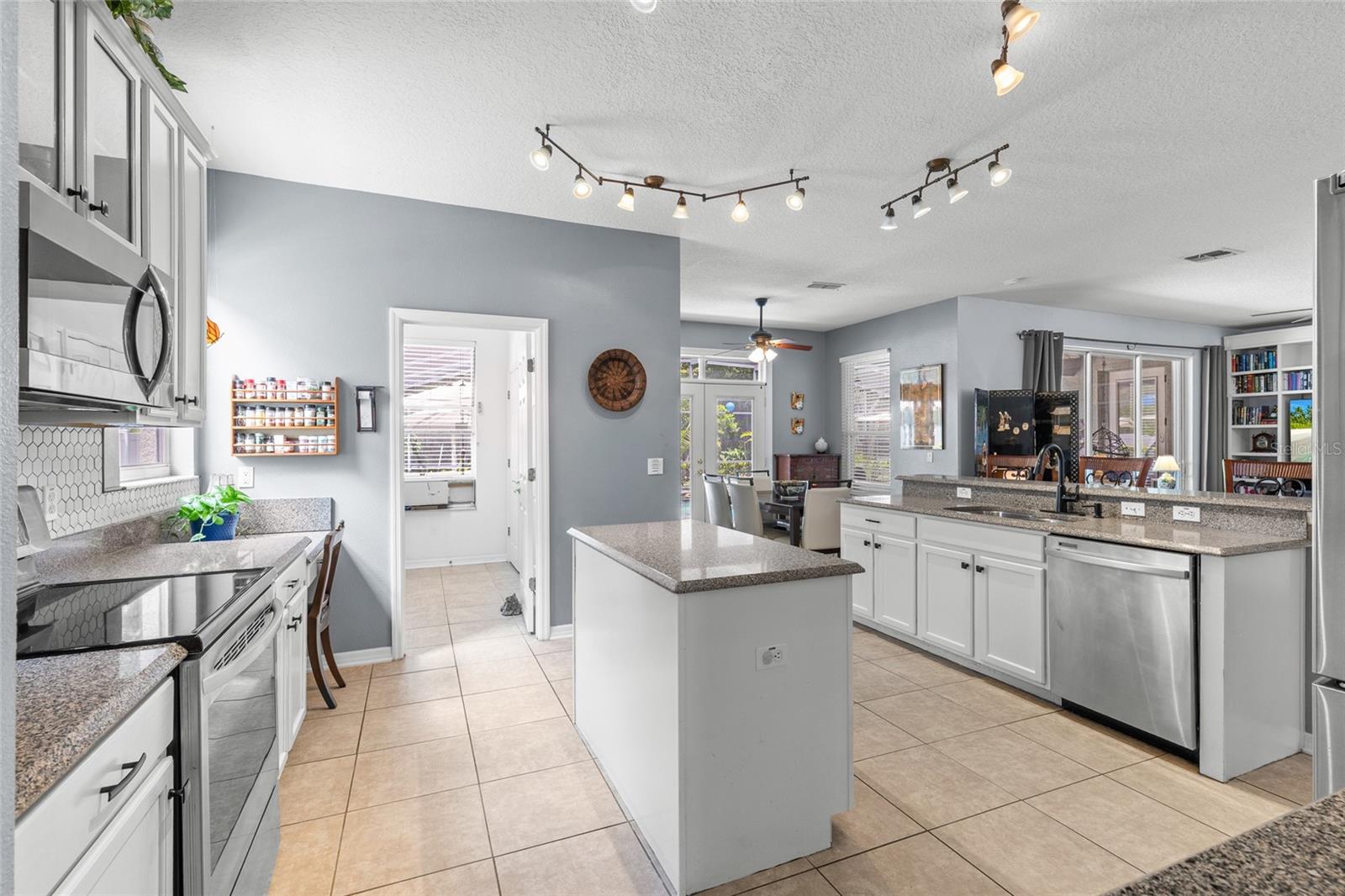 2190 LAUREL BLOSSOM CIR, OCOEE, FL, 34761