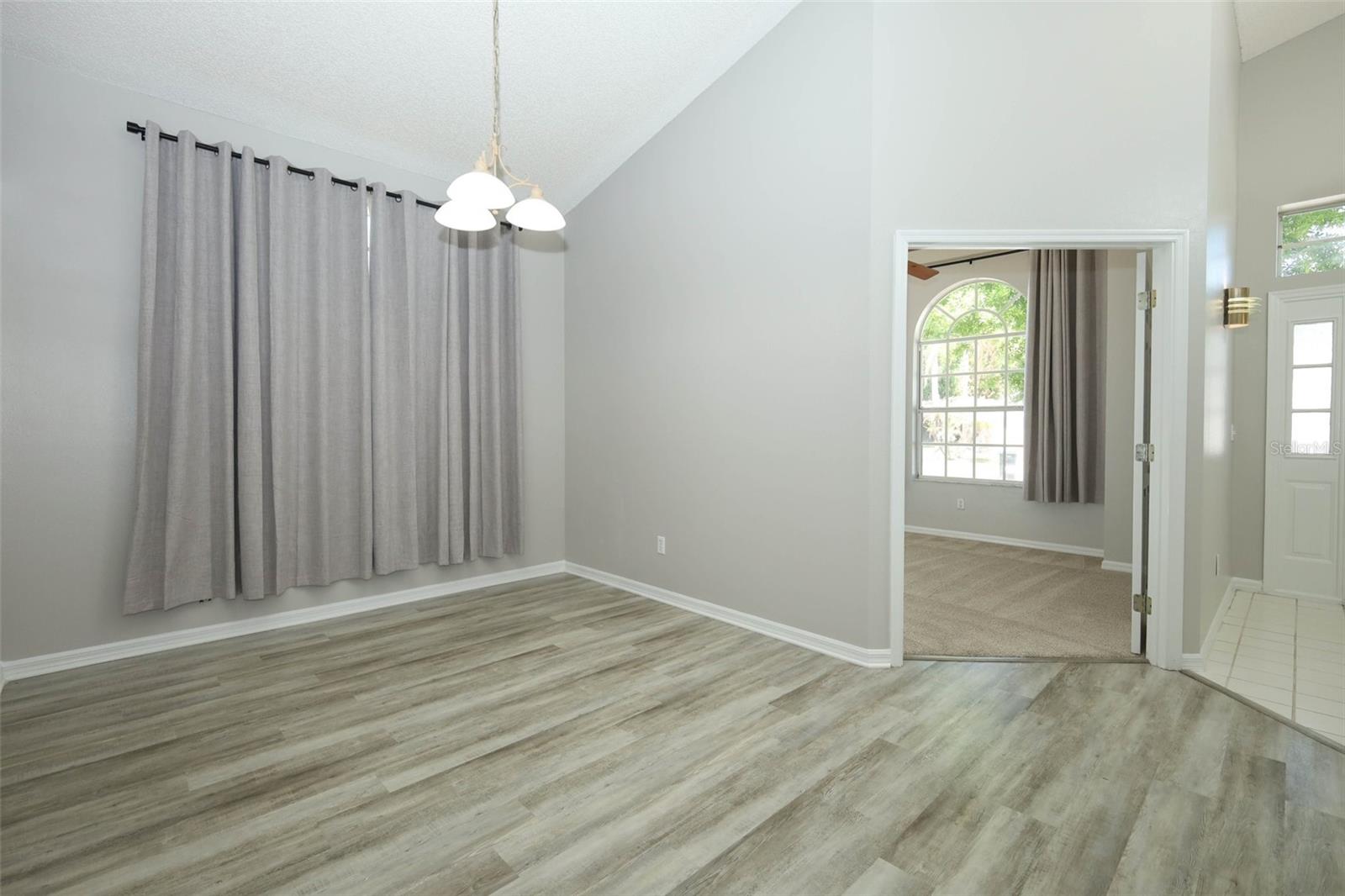 408 LEXINGDALE DR, ORLANDO, FL, 32828