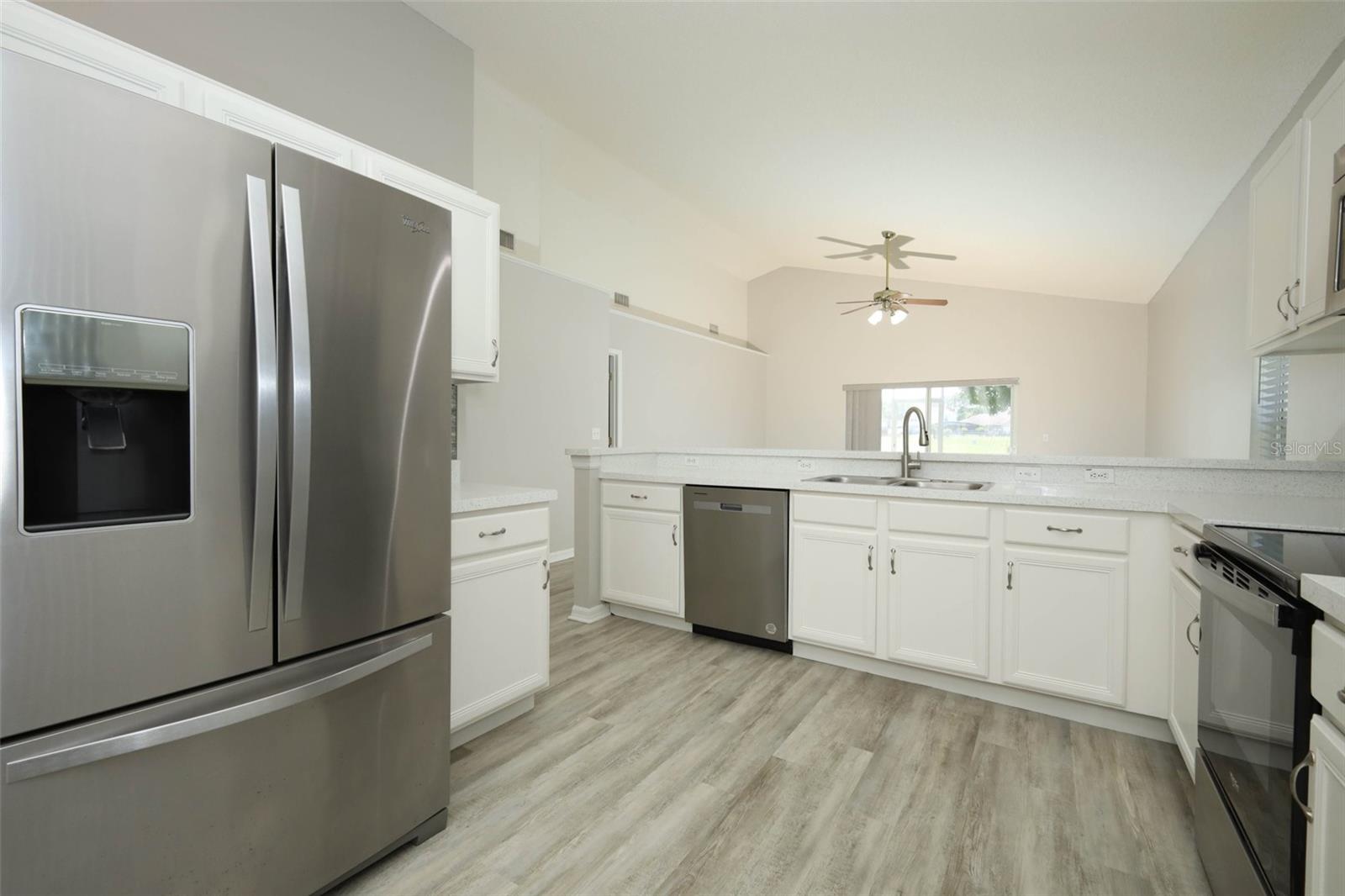 408 LEXINGDALE DR, ORLANDO, FL, 32828