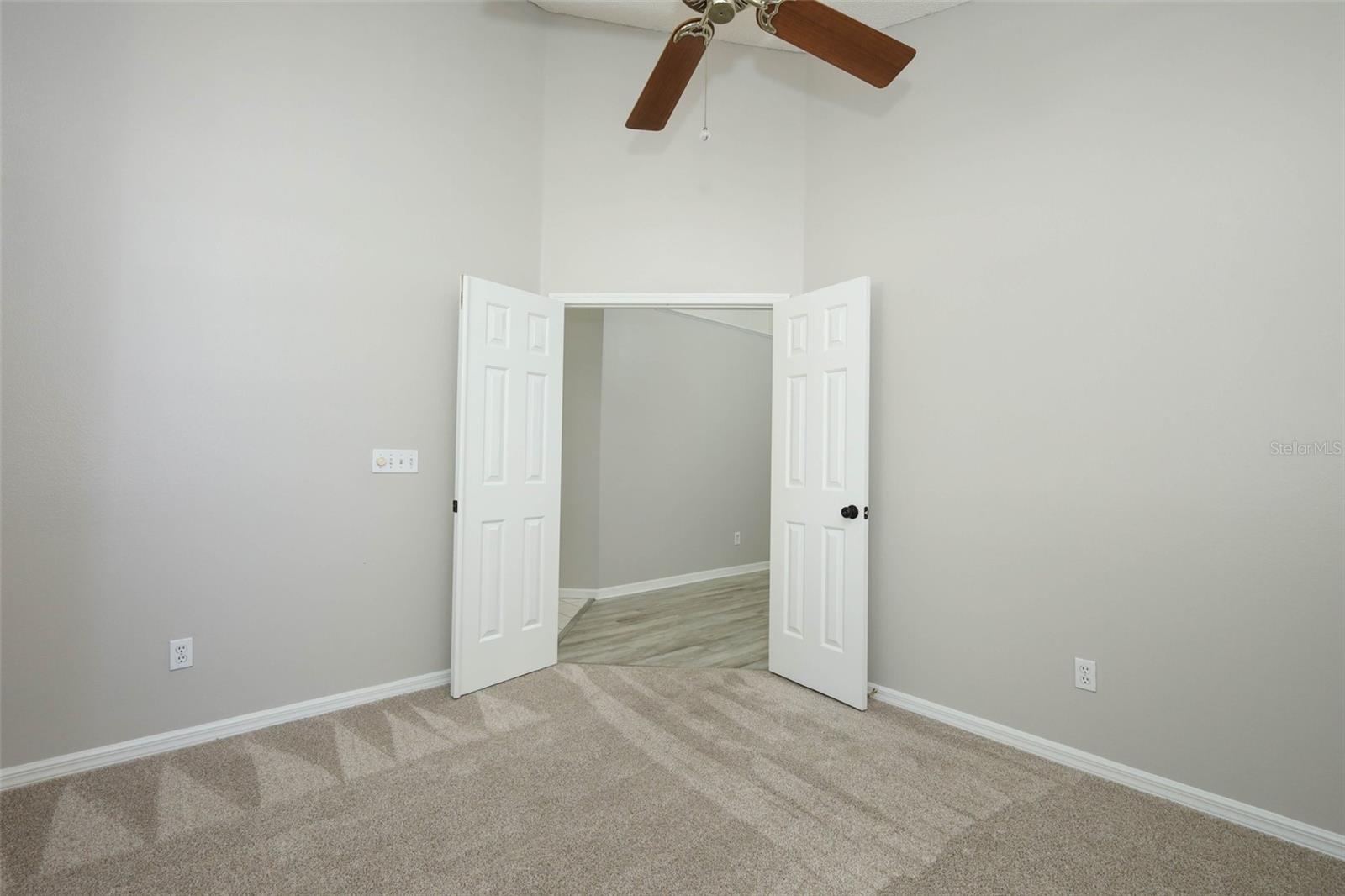 408 LEXINGDALE DR, ORLANDO, FL, 32828