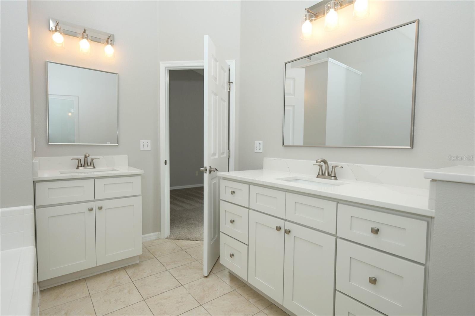 408 LEXINGDALE DR, ORLANDO, FL, 32828