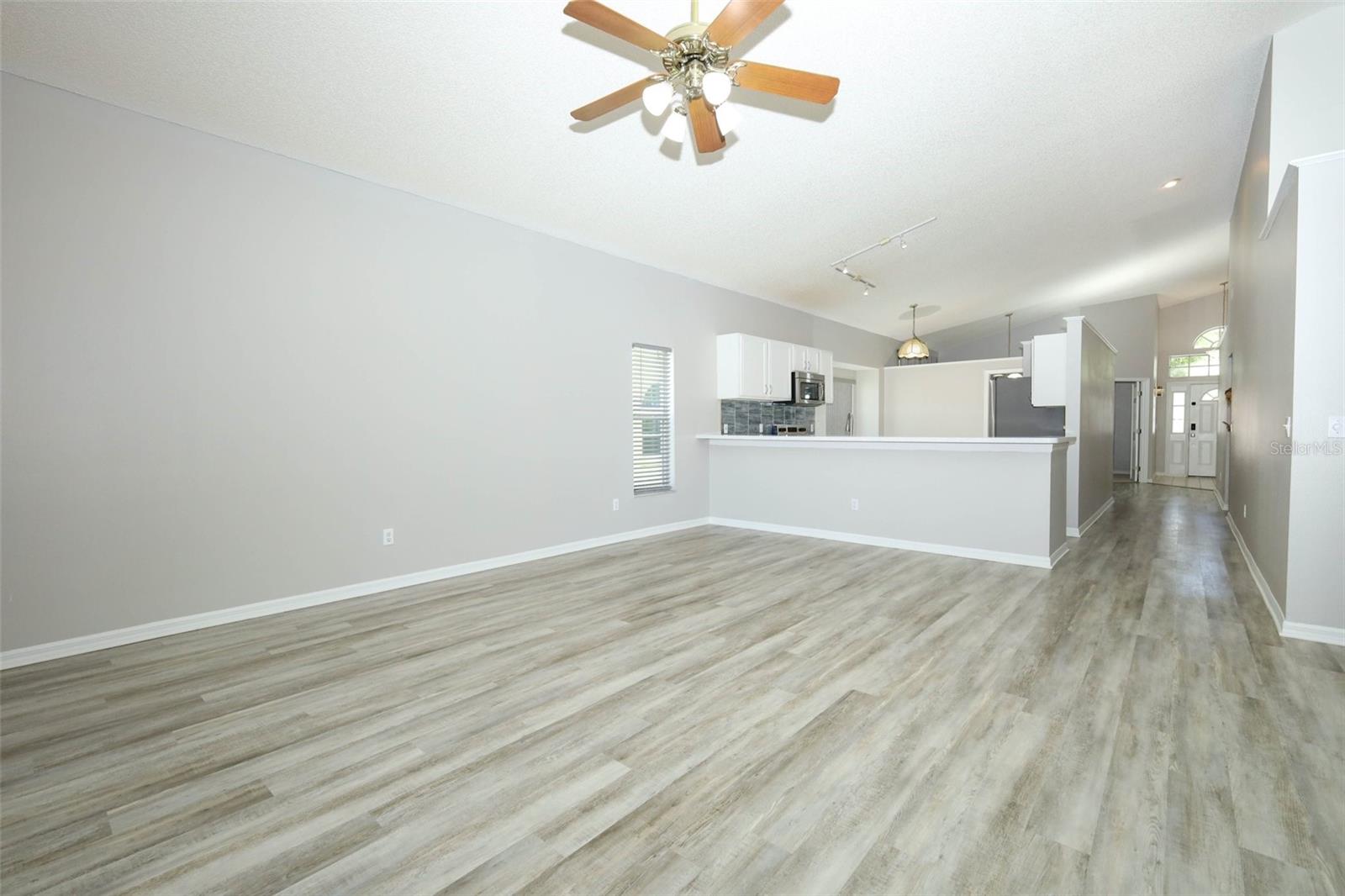 408 LEXINGDALE DR, ORLANDO, FL, 32828