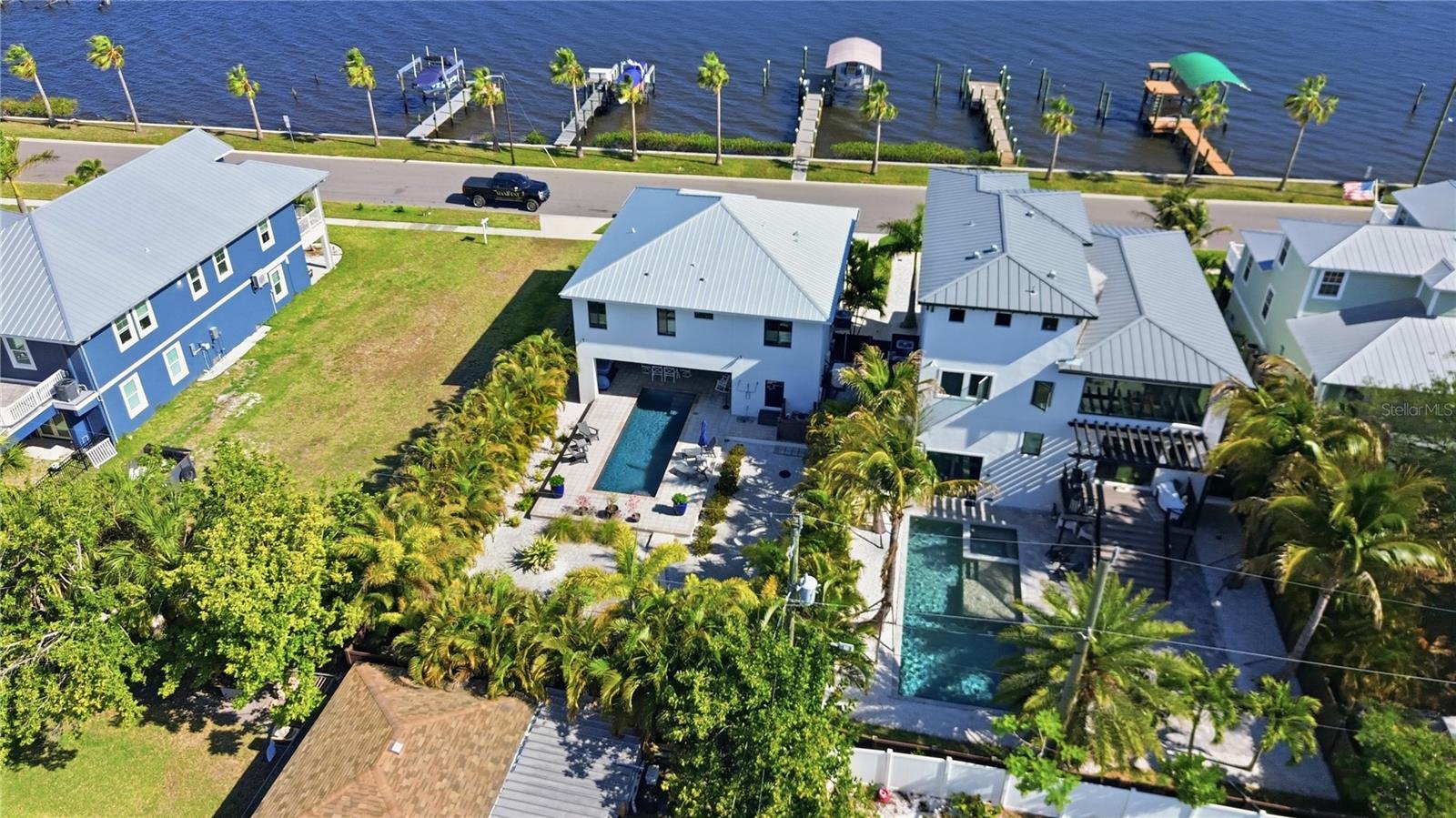 1912 RIVERSIDE DR E, BRADENTON, FL, 34208