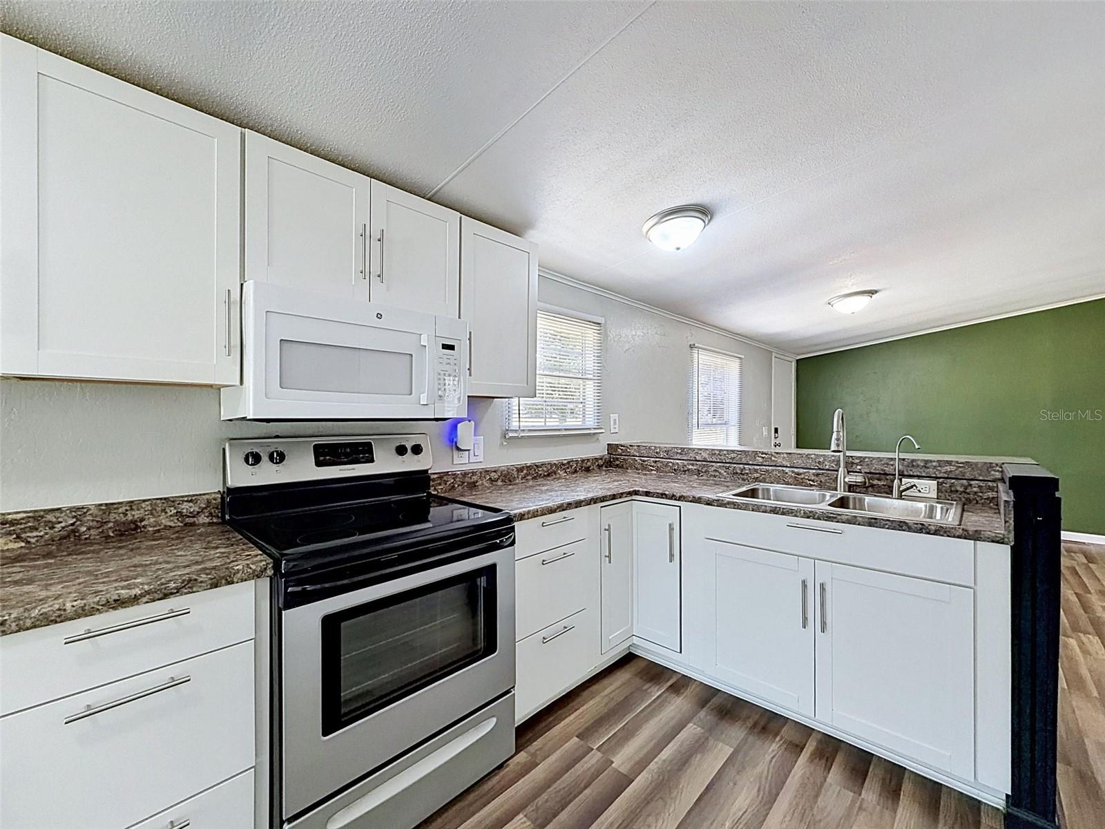 15936 ARCHER ST & 9718 DENTON AVE., HUDSON, FL, 34667