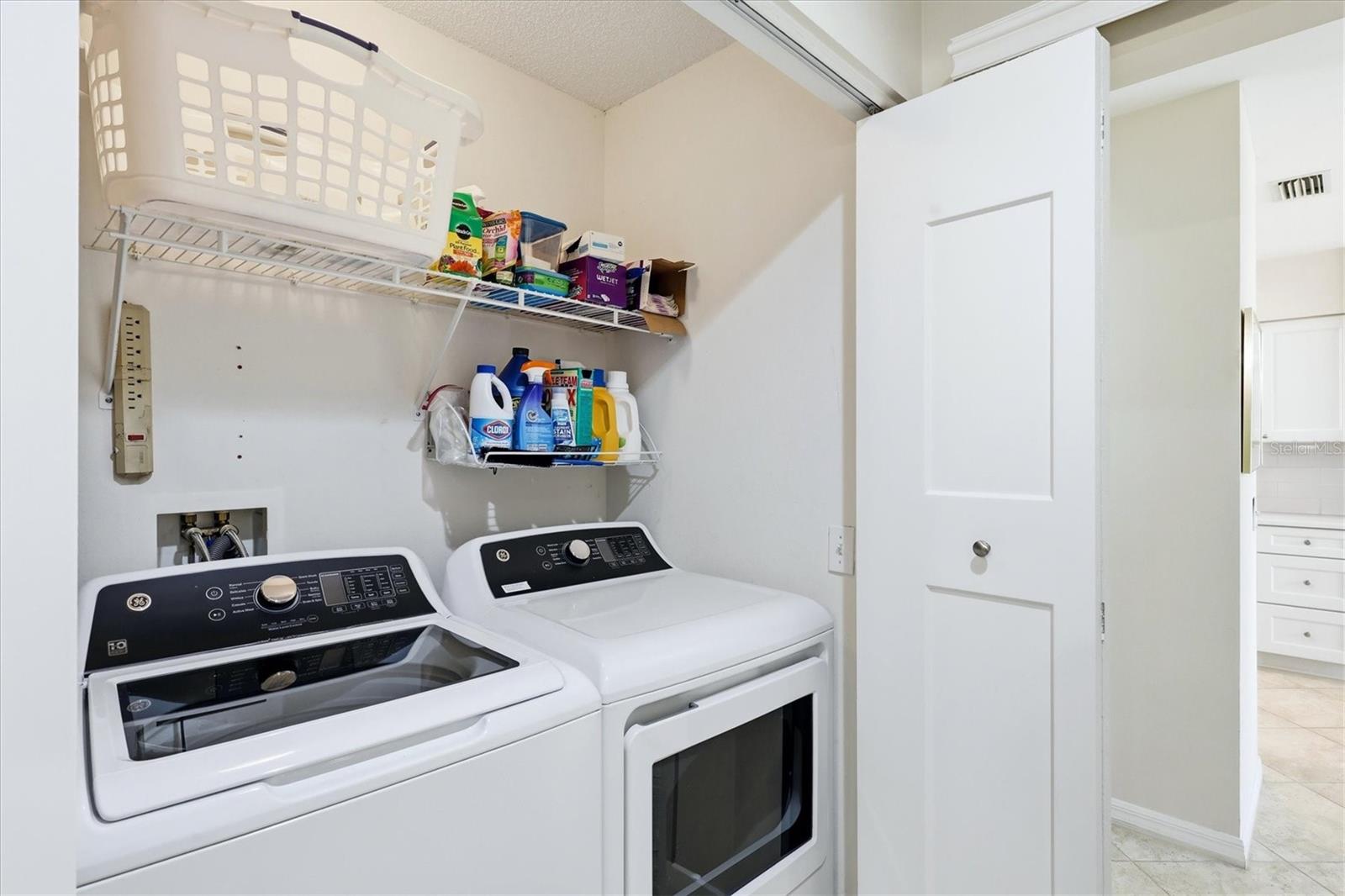 8911 VERANDA WAY #213, SARASOTA, FL, 34238