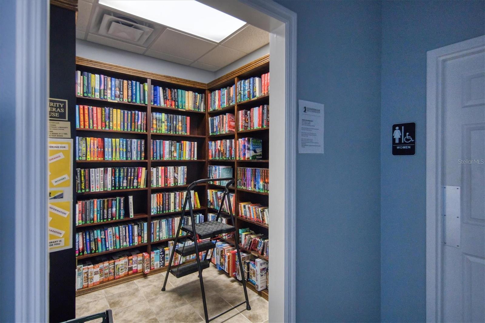 8911 VERANDA WAY #213, SARASOTA, FL, 34238