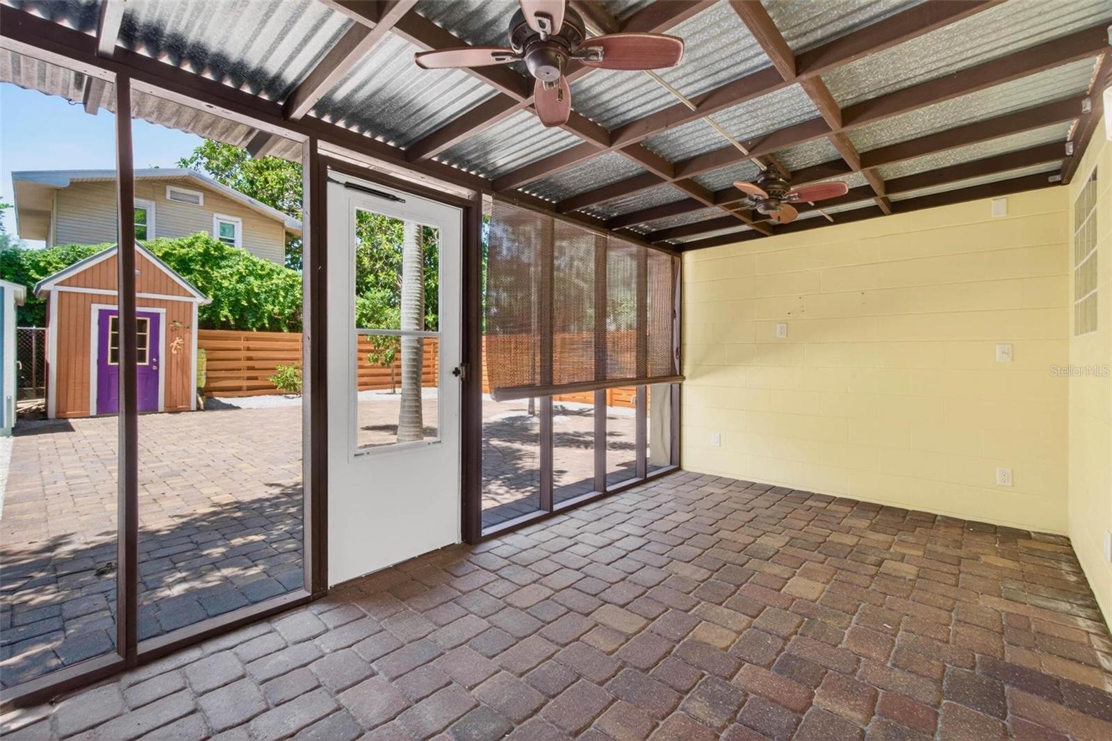 2200 8TH AVE N, ST PETERSBURG, FL, 33713