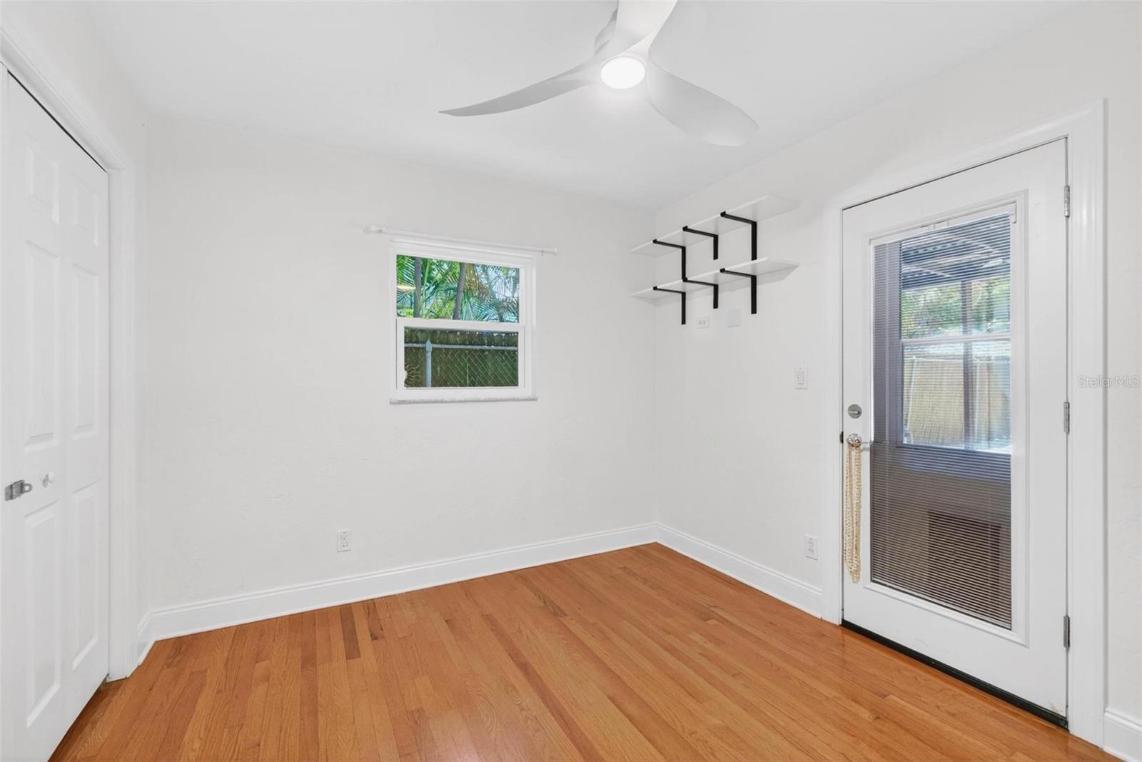 2200 8TH AVE N, ST PETERSBURG, FL, 33713