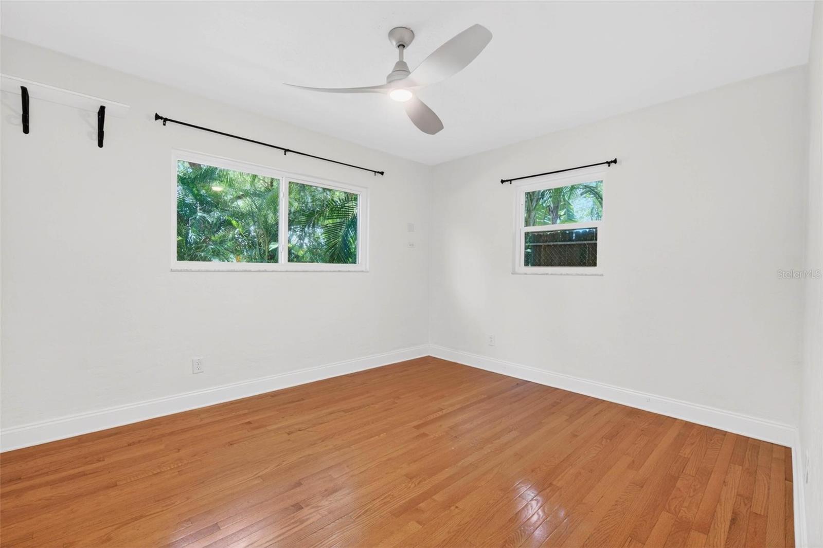 2200 8TH AVE N, ST PETERSBURG, FL, 33713