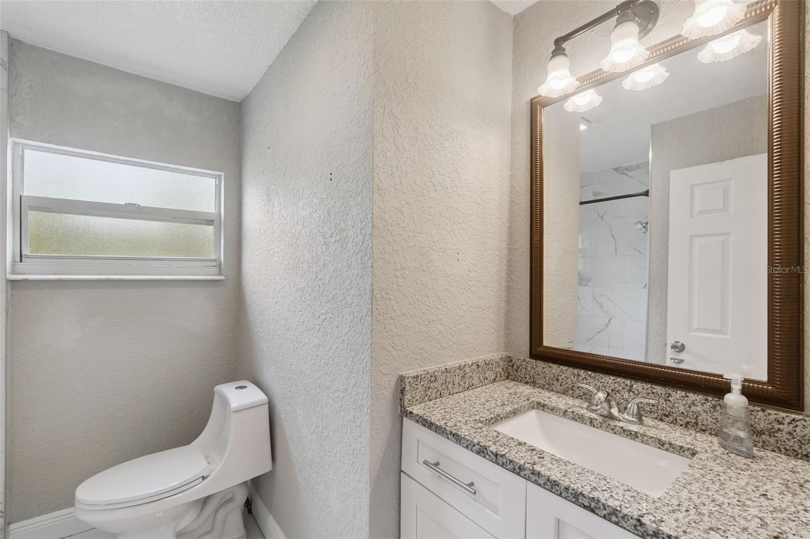 114 ANGELES RD, DEBARY, FL, 32713