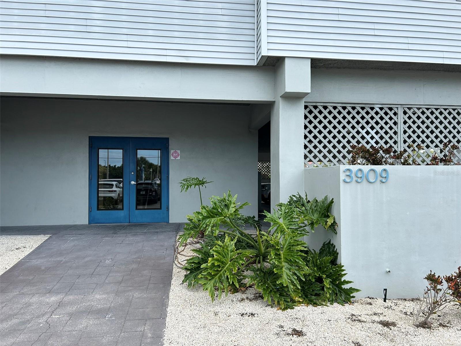 3909 E BAY DR #4, BRADENTON BEACH, FL, 34217