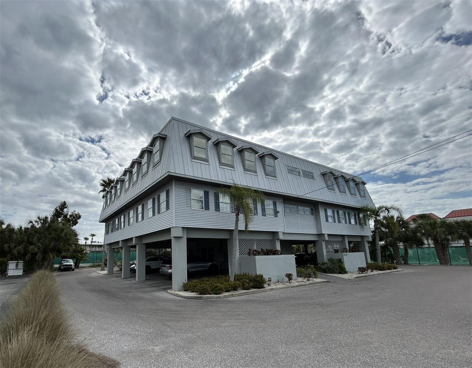 3909 E BAY DR #4, BRADENTON BEACH, FL, 34217
