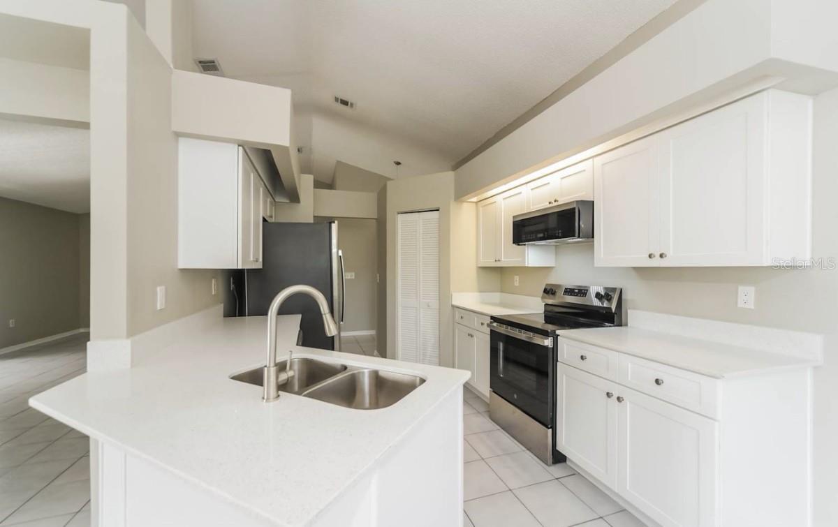 1306 PINEY BRANCH CIR, VALRICO, FL, 33594