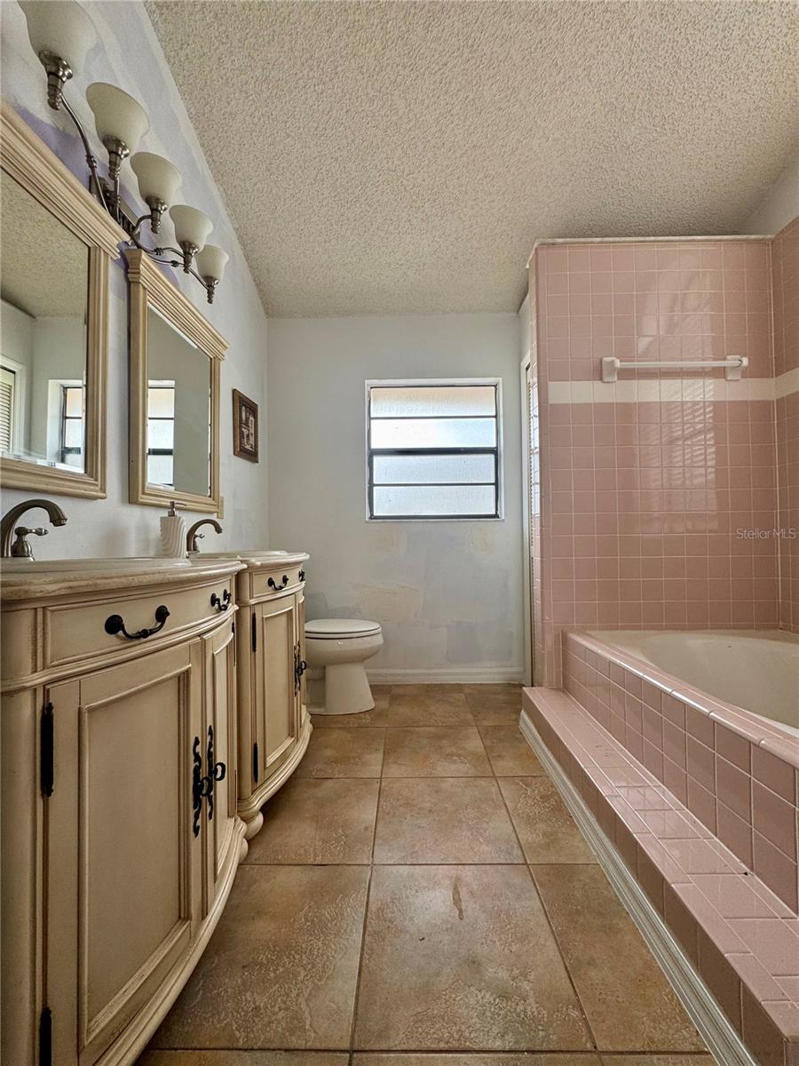 2904 NIPAWIN CT, ORLANDO, FL, 32837