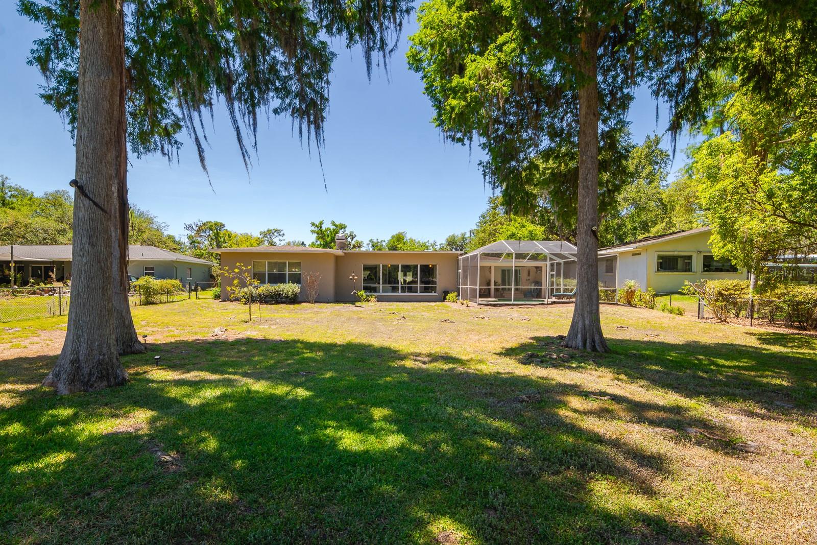 608 VANDERBAKER RD, TEMPLE TERRACE, FL, 33617