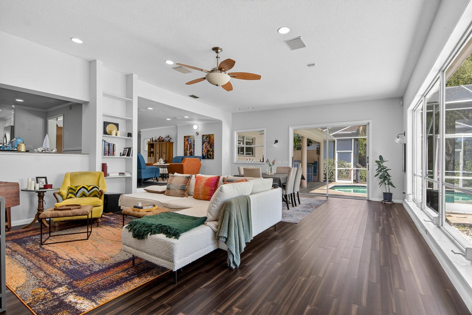 608 VANDERBAKER RD, TEMPLE TERRACE, FL, 33617