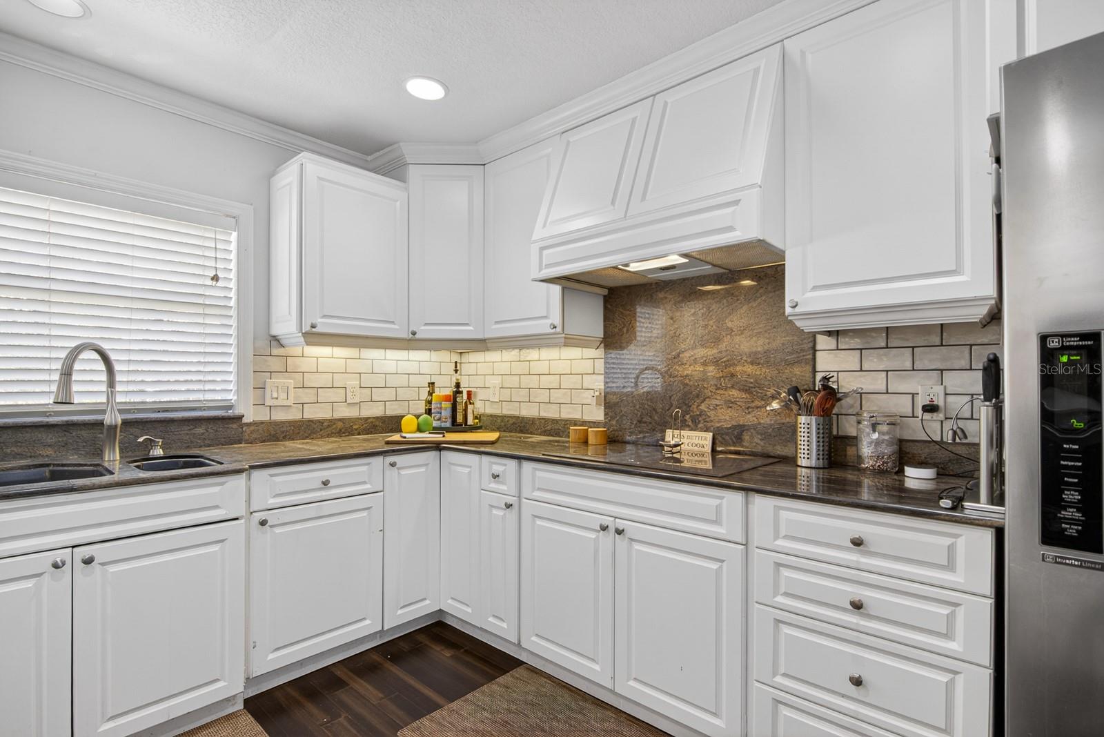 608 VANDERBAKER RD, TEMPLE TERRACE, FL, 33617