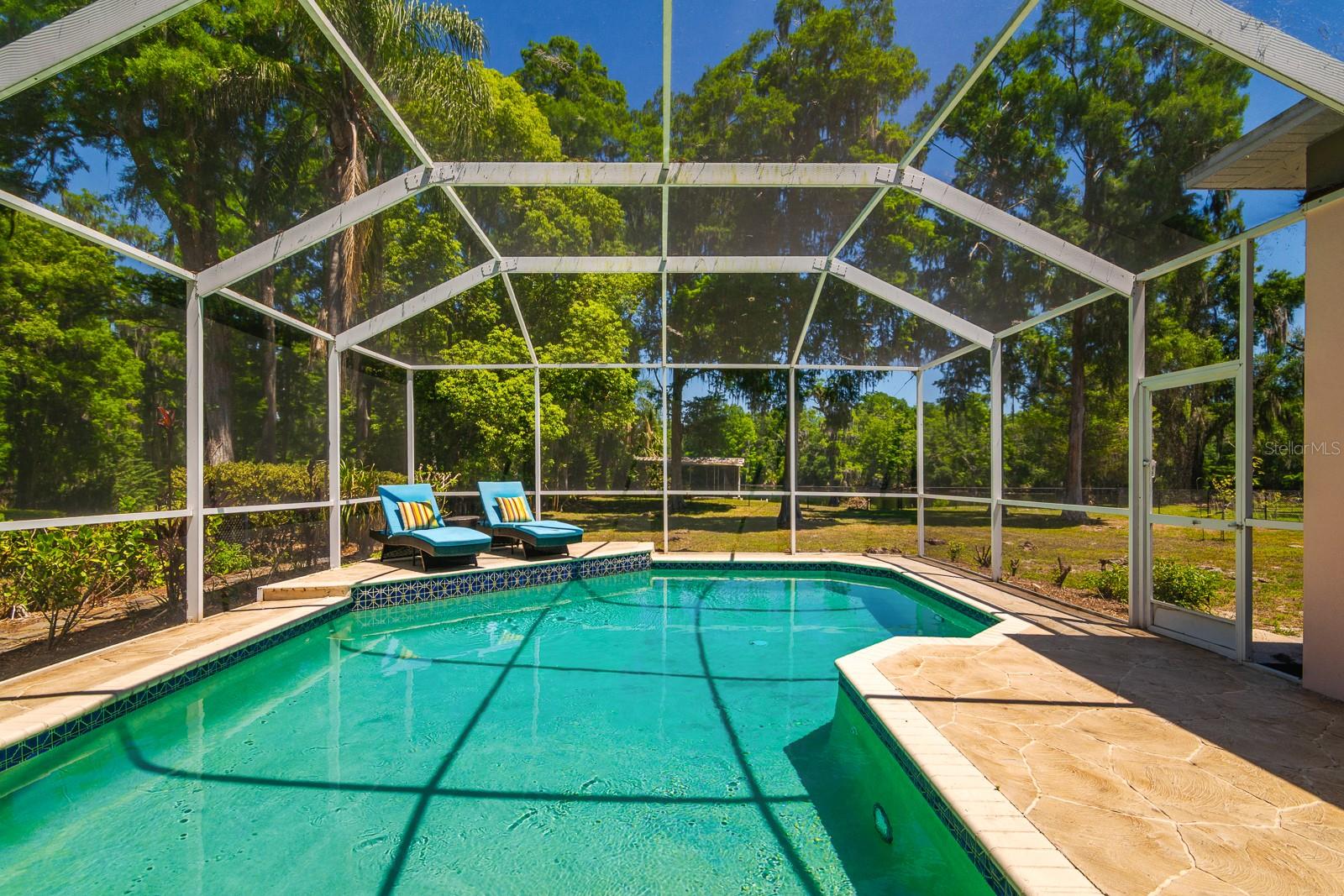 608 VANDERBAKER RD, TEMPLE TERRACE, FL, 33617