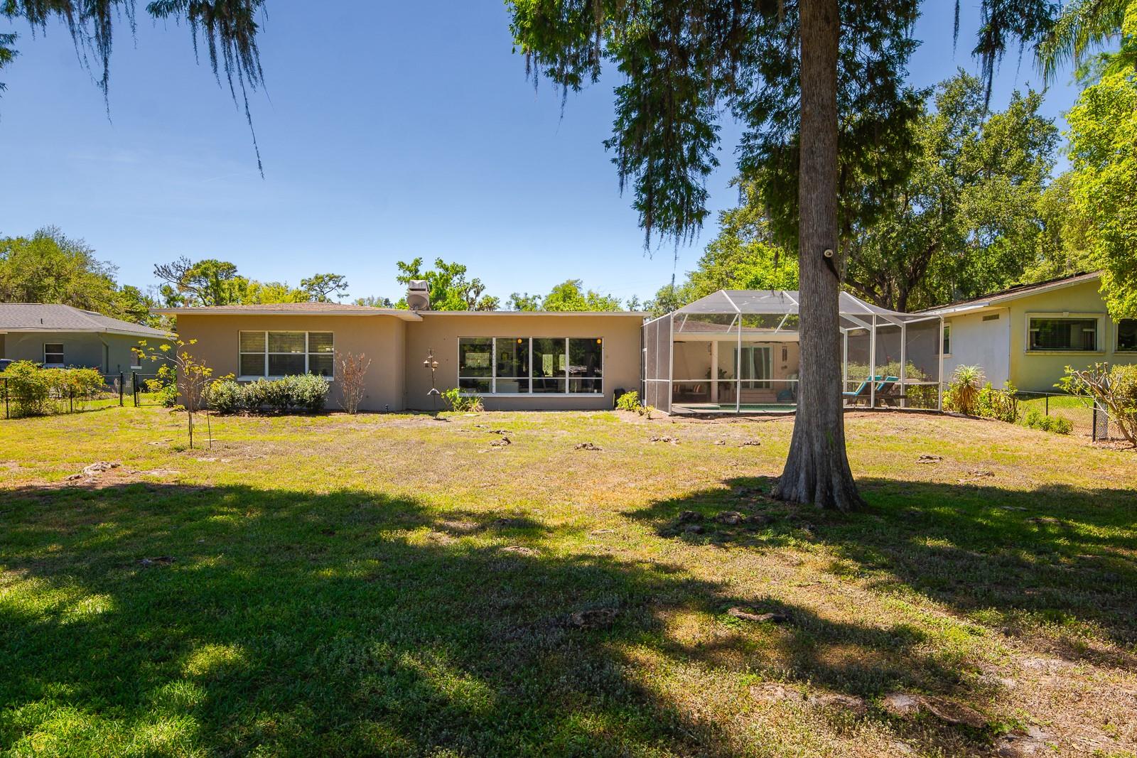 608 VANDERBAKER RD, TEMPLE TERRACE, FL, 33617