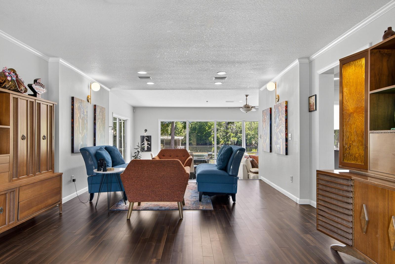 608 VANDERBAKER RD, TEMPLE TERRACE, FL, 33617