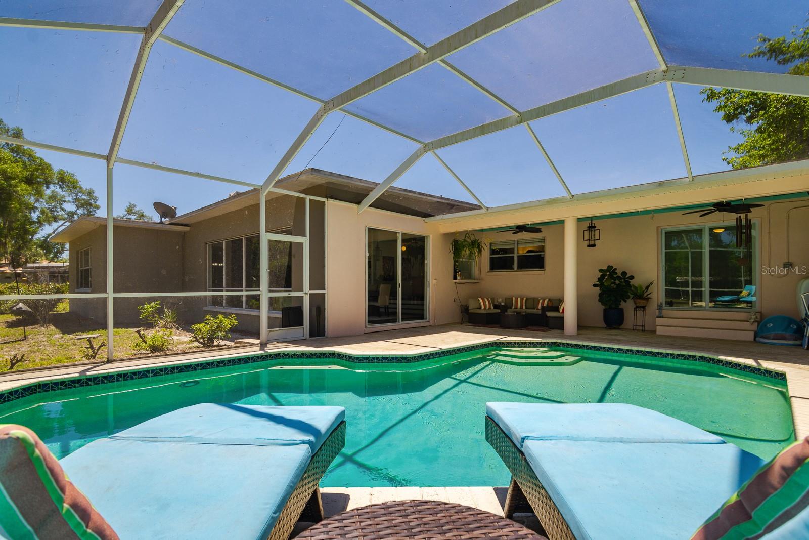 608 VANDERBAKER RD, TEMPLE TERRACE, FL, 33617