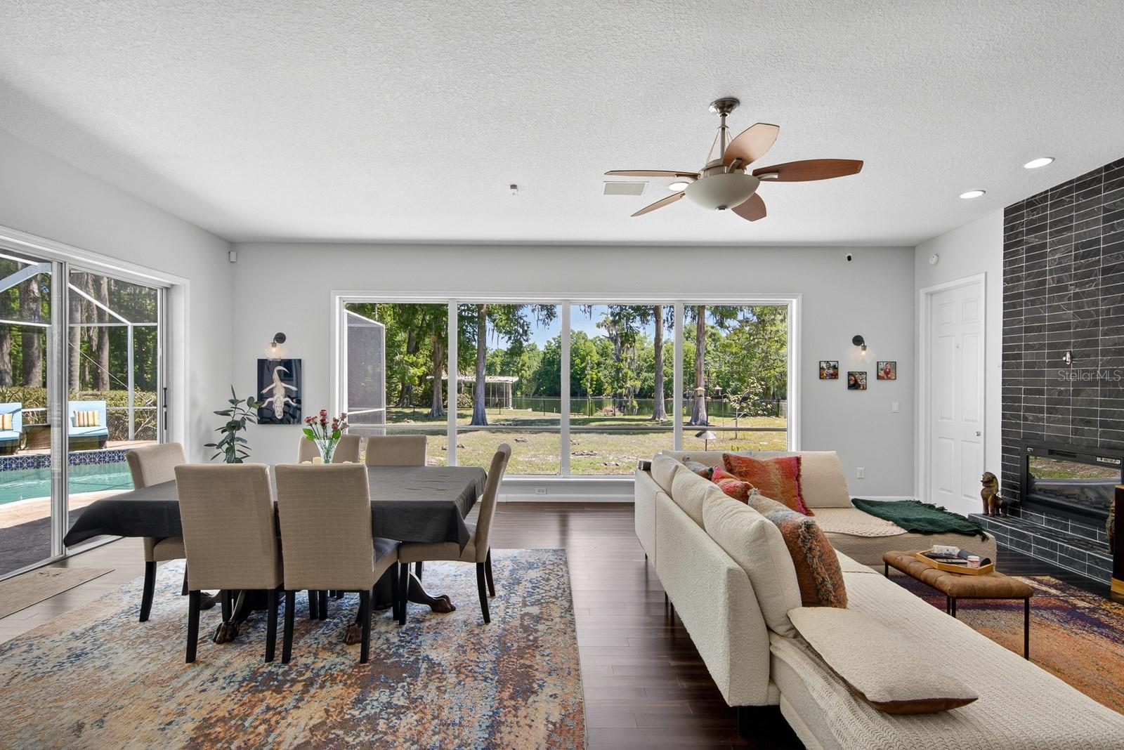 608 VANDERBAKER RD, TEMPLE TERRACE, FL, 33617