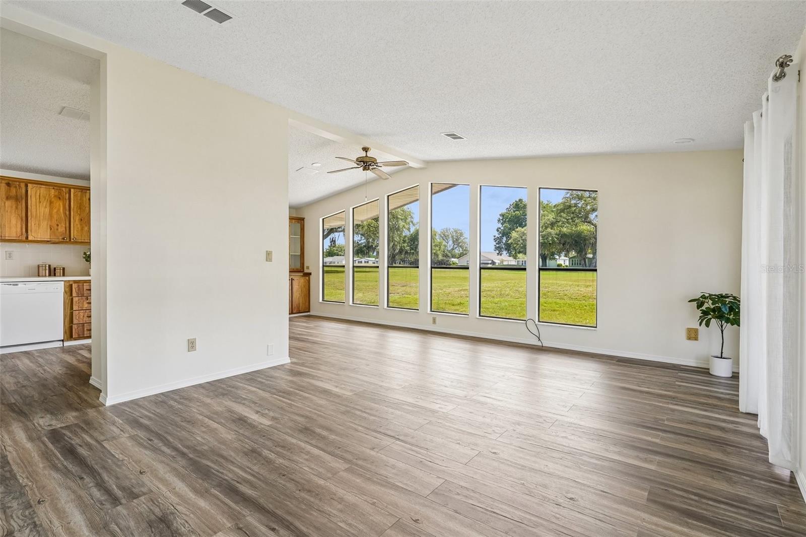 1616 W SCHWARTZ BLVD, THE VILLAGES, FL, 32159