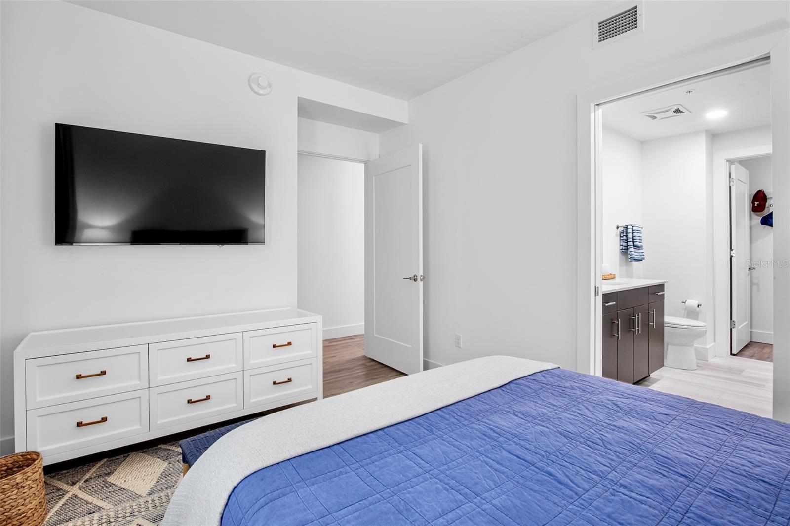 1709 N TAMIAMI TRL #416, SARASOTA, FL, 34234