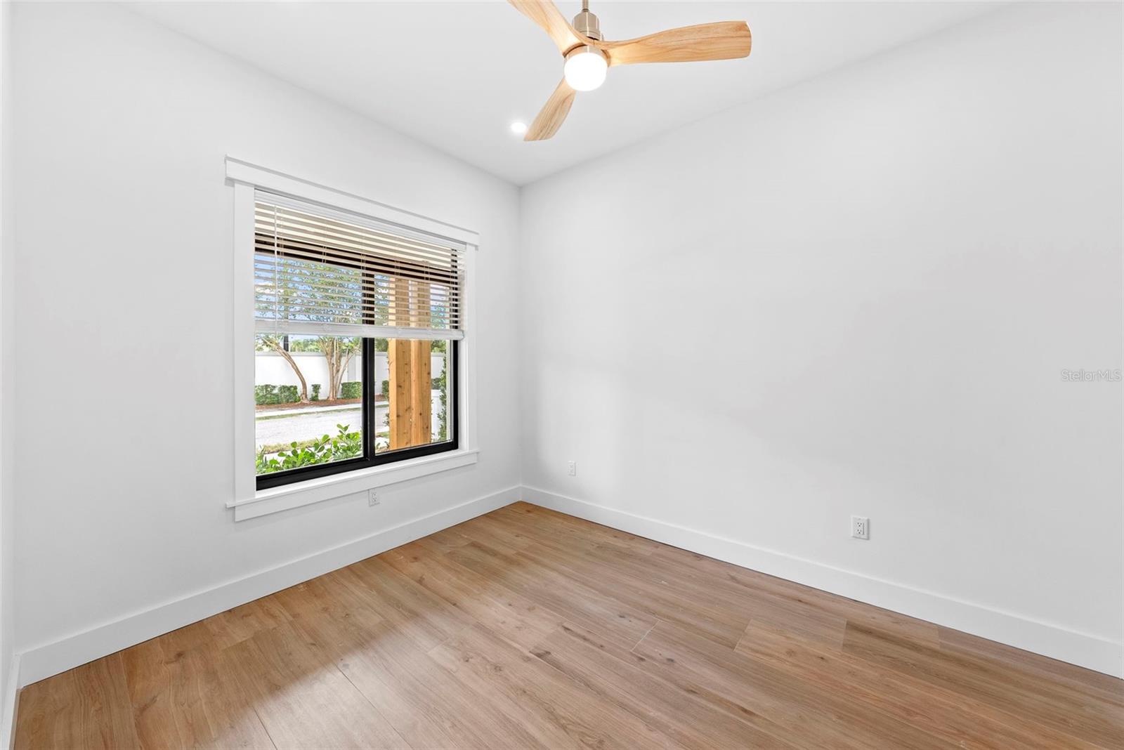 1710 E COMANCHE AVE, TAMPA, FL, 33610