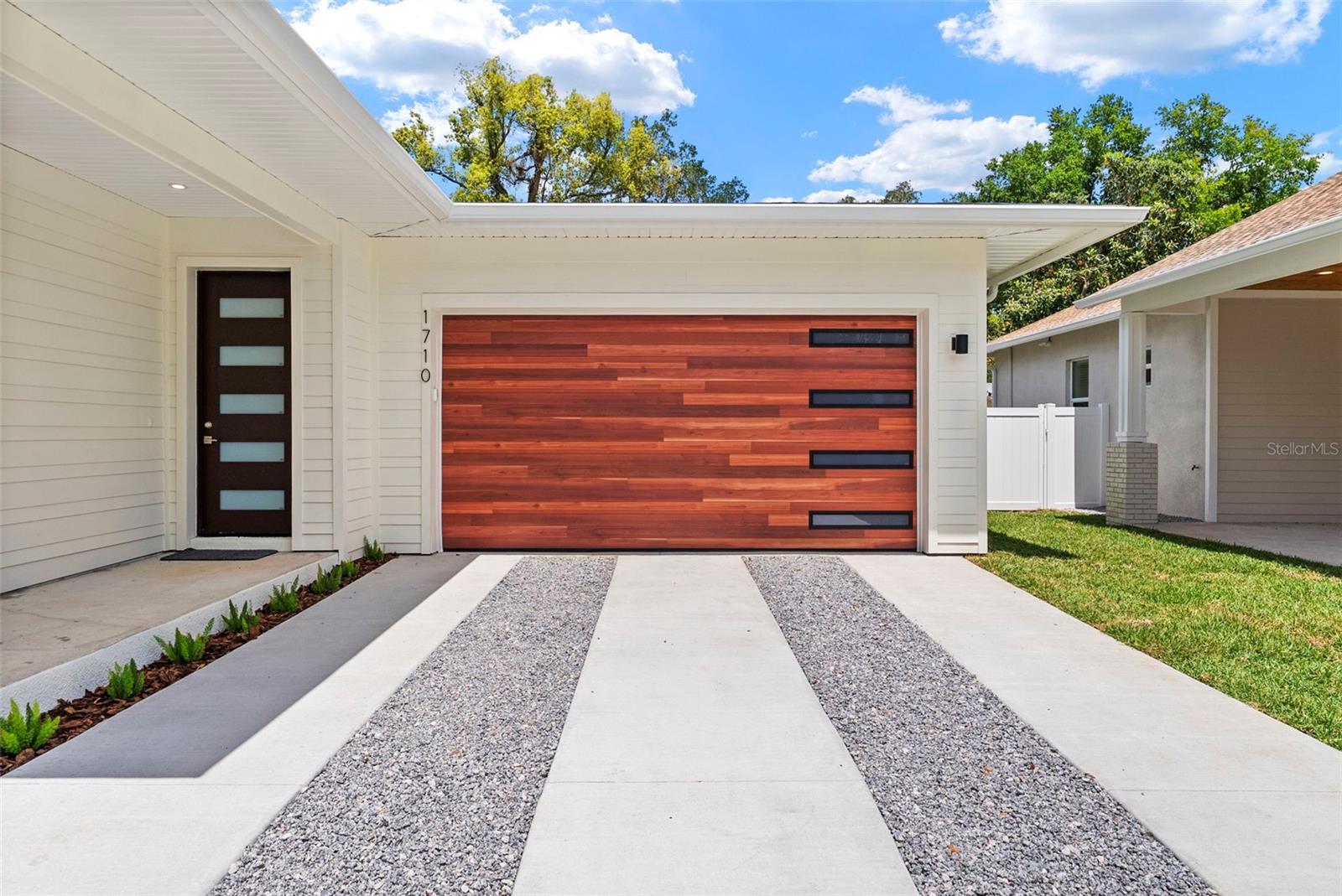 1710 E COMANCHE AVE, TAMPA, FL, 33610