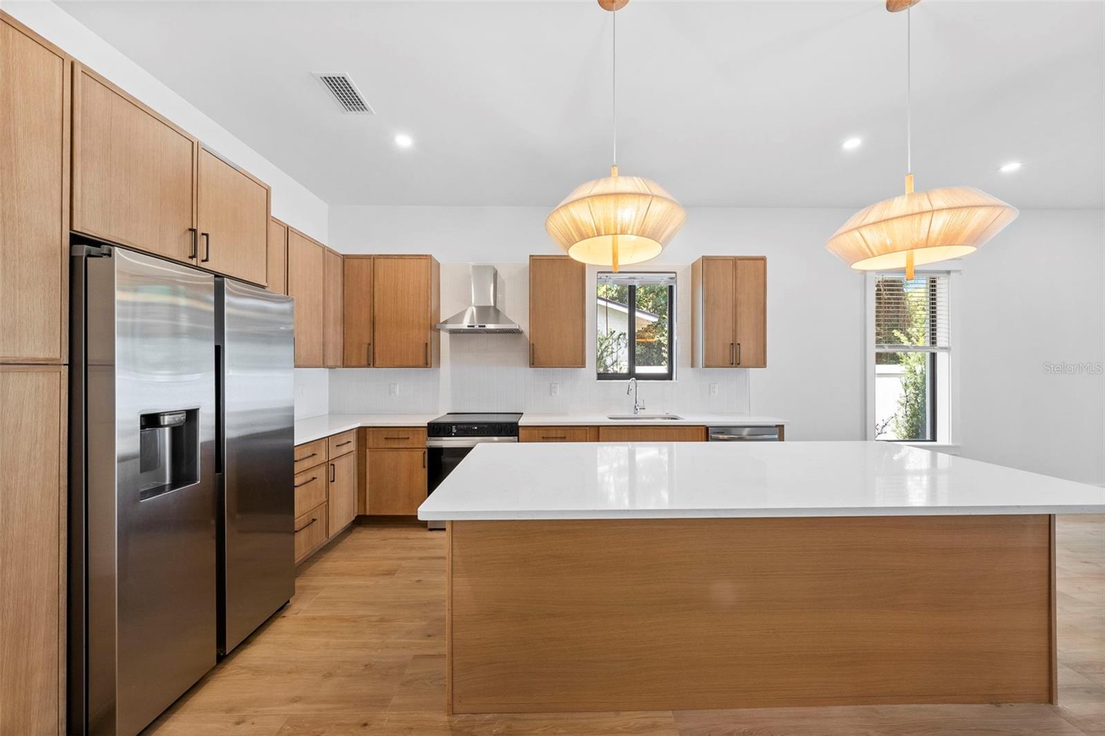 1710 E COMANCHE AVE, TAMPA, FL, 33610