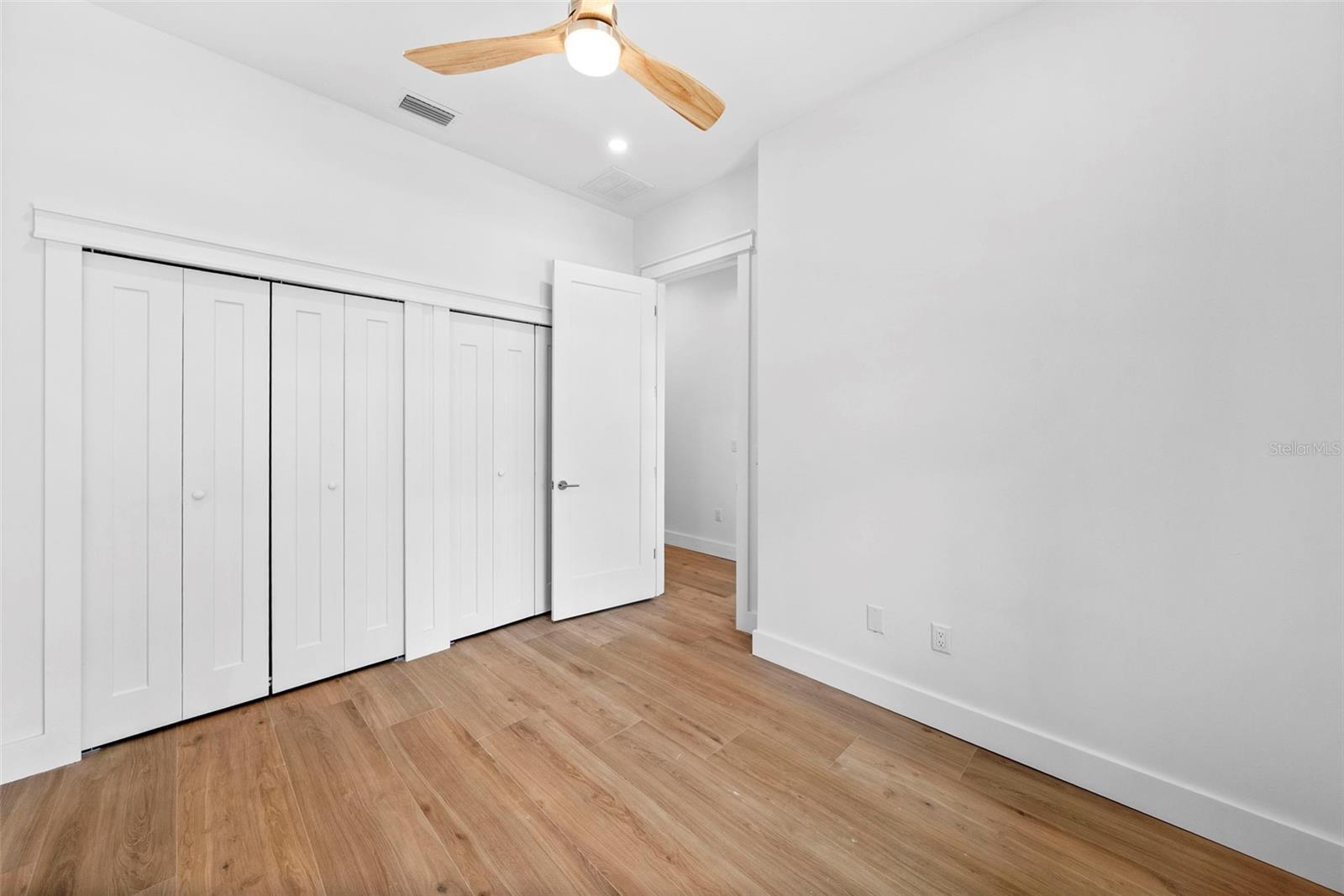 1710 E COMANCHE AVE, TAMPA, FL, 33610