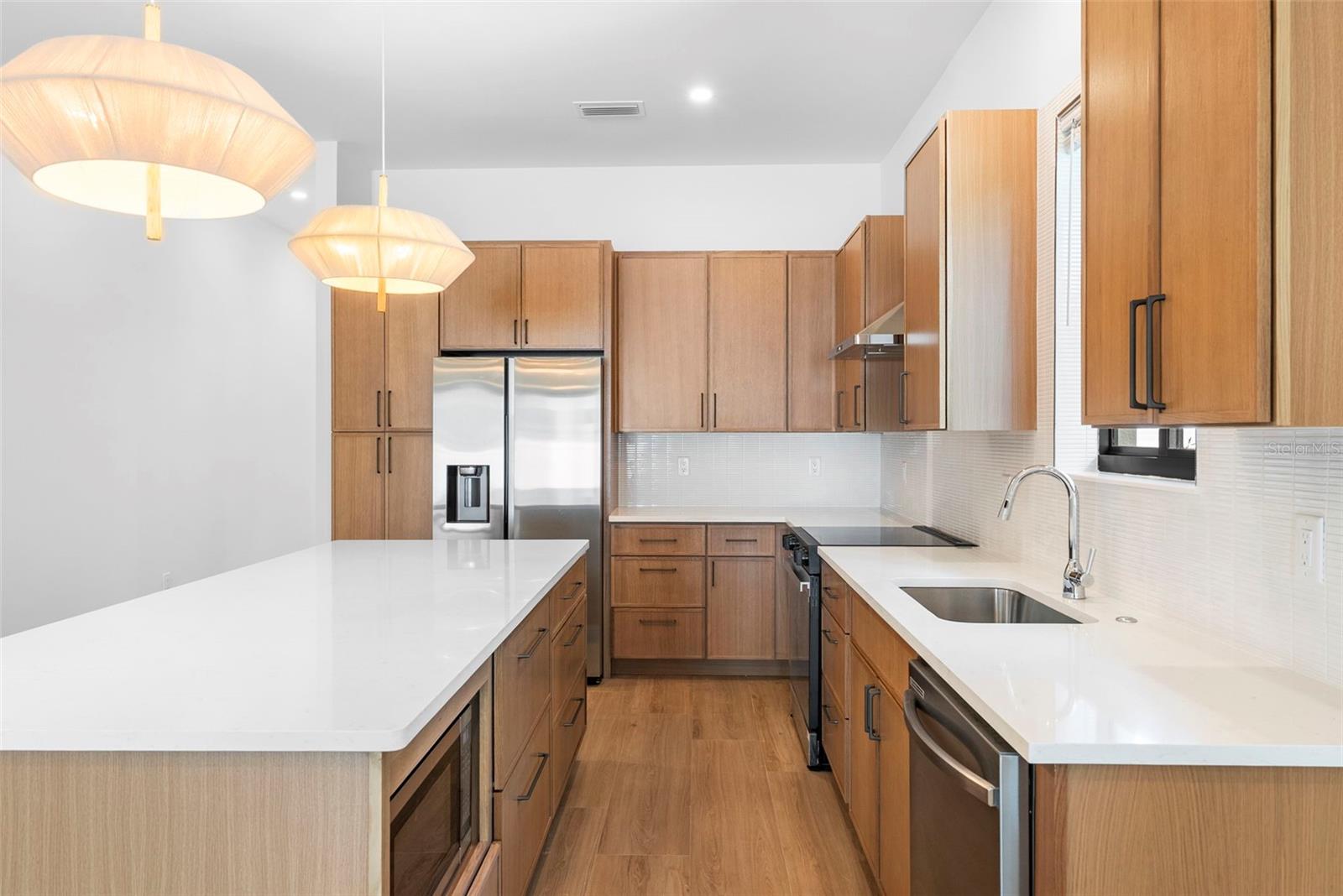 1710 E COMANCHE AVE, TAMPA, FL, 33610