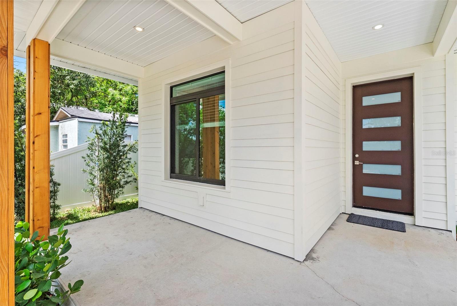 1710 E COMANCHE AVE, TAMPA, FL, 33610