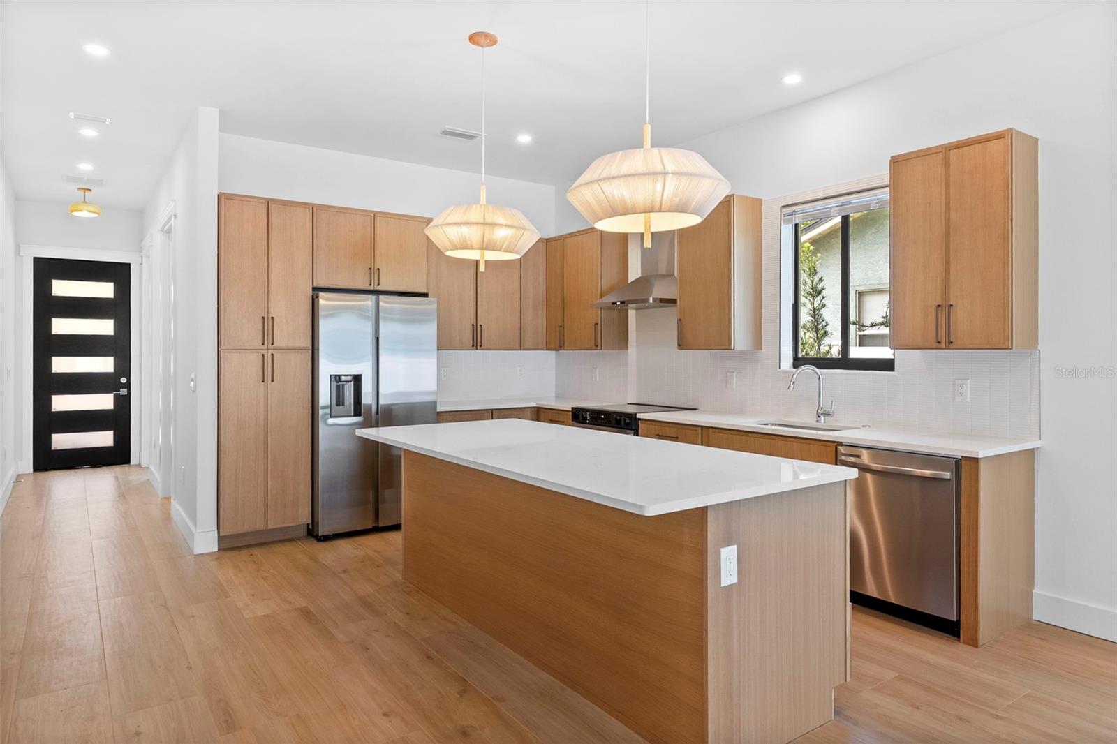 1710 E COMANCHE AVE, TAMPA, FL, 33610