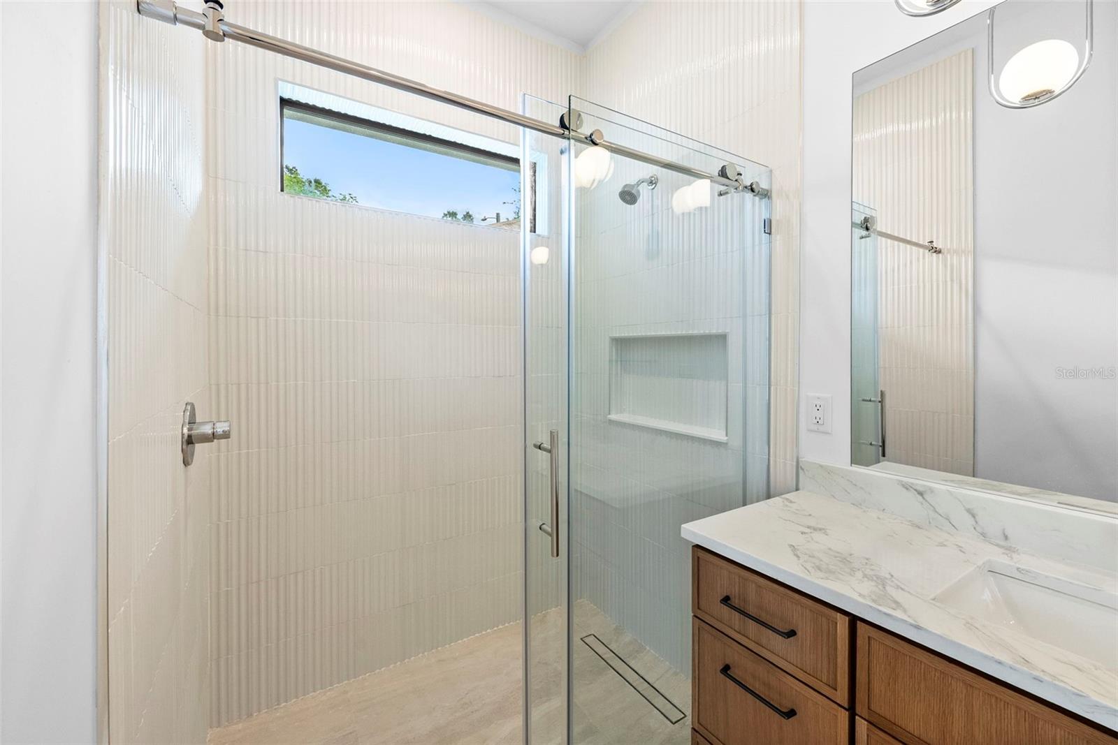 1710 E COMANCHE AVE, TAMPA, FL, 33610