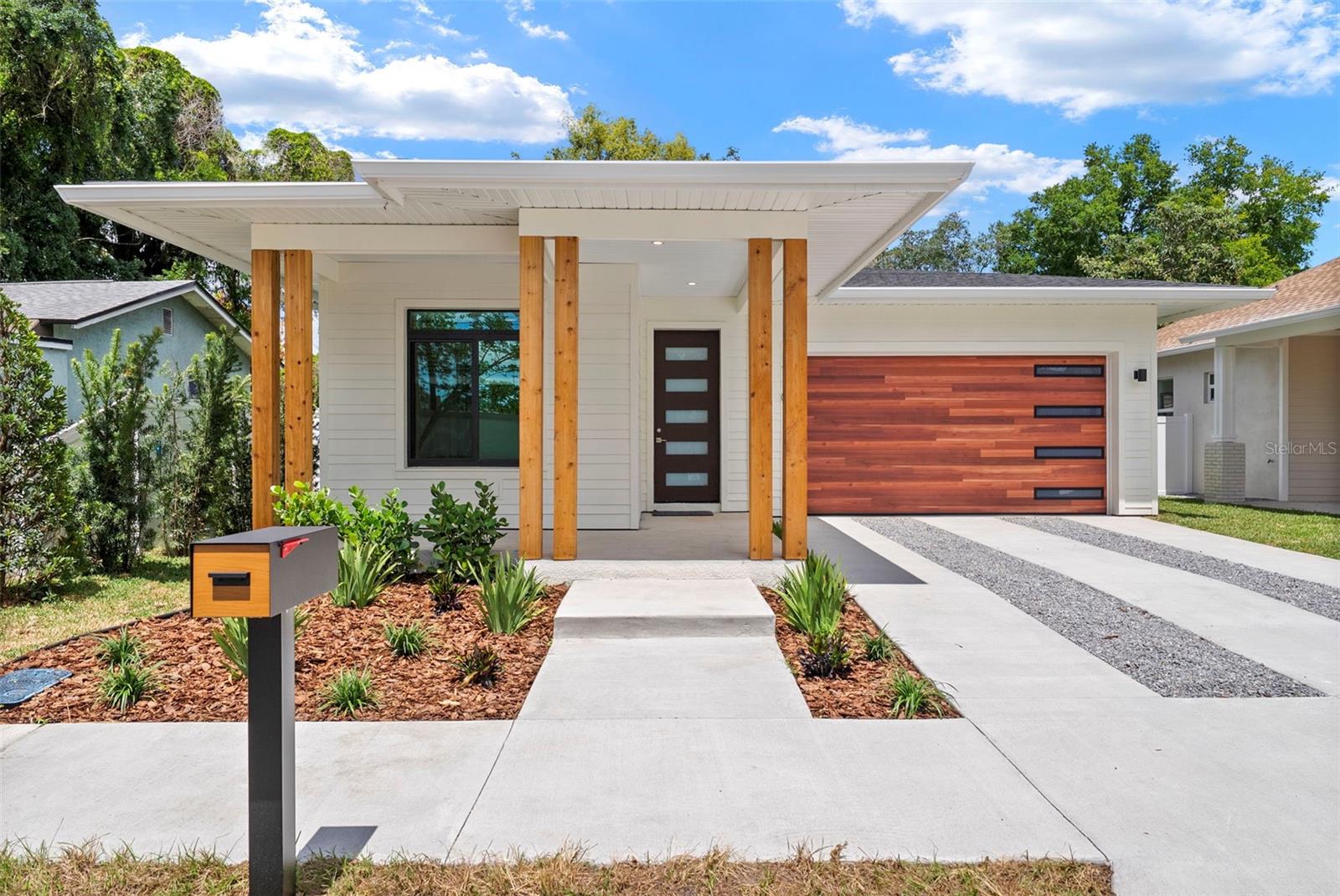 1710 E COMANCHE AVE, TAMPA, FL, 33610