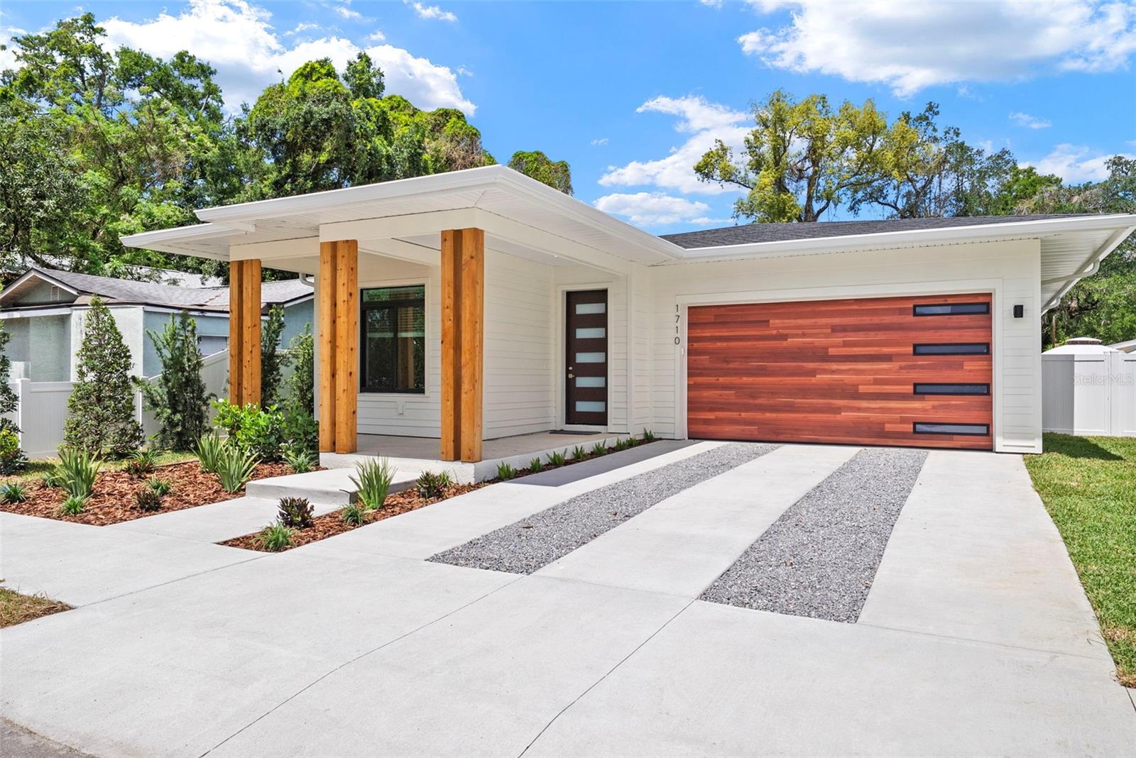 1710 E COMANCHE AVE, TAMPA, FL, 33610